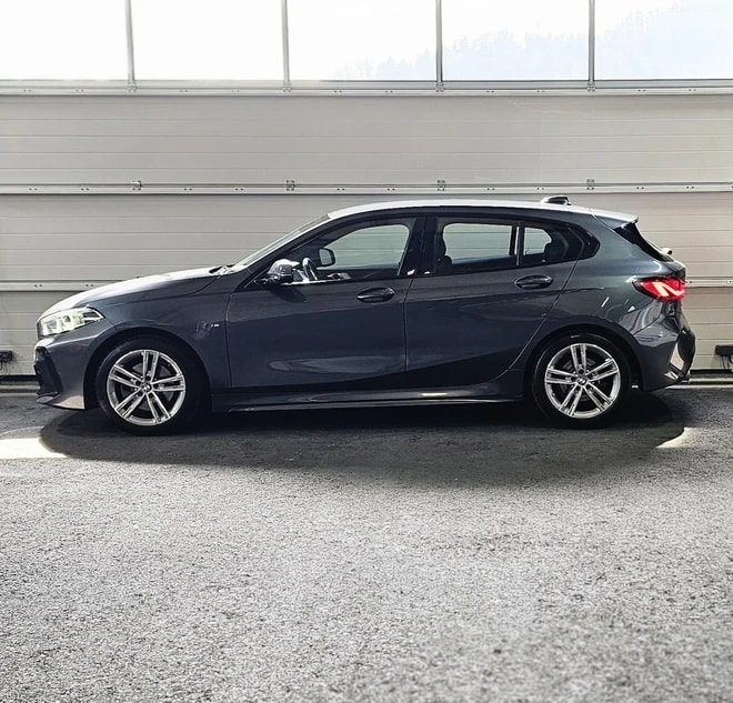 BMW 118d Steptronic M Sport-image-1