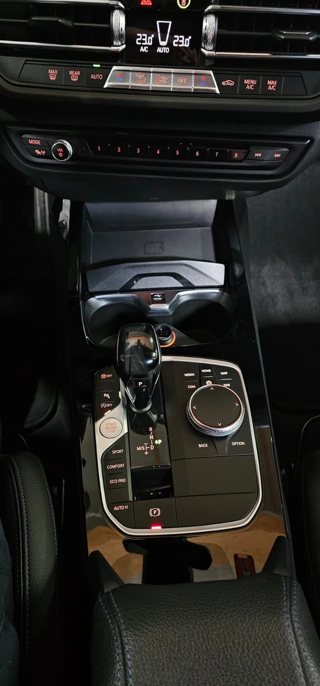 BMW 118d Steptronic M Sport-image-15