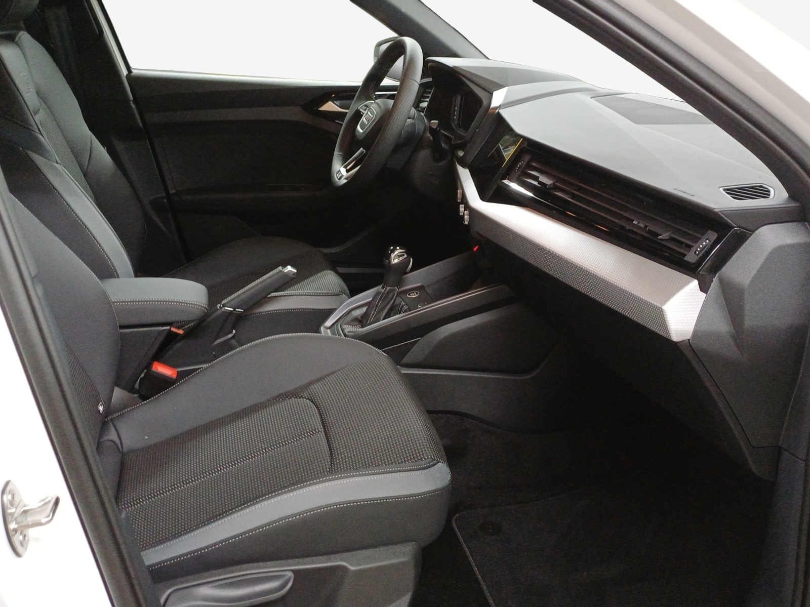 AUDI A1 Sportback 30 TFSI S-tronic-image-13