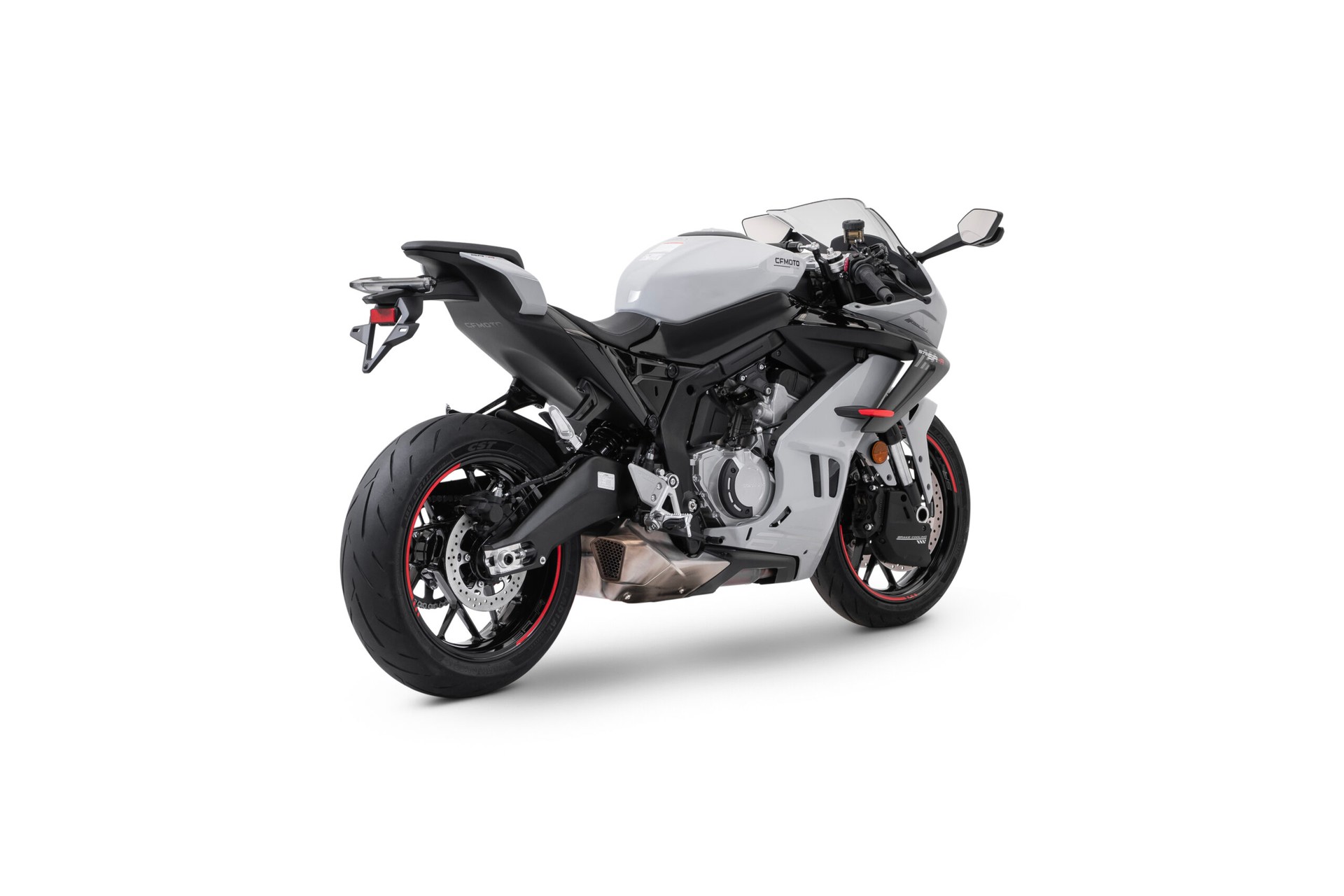 CF MOTO 675SR-R-showroom-element-3