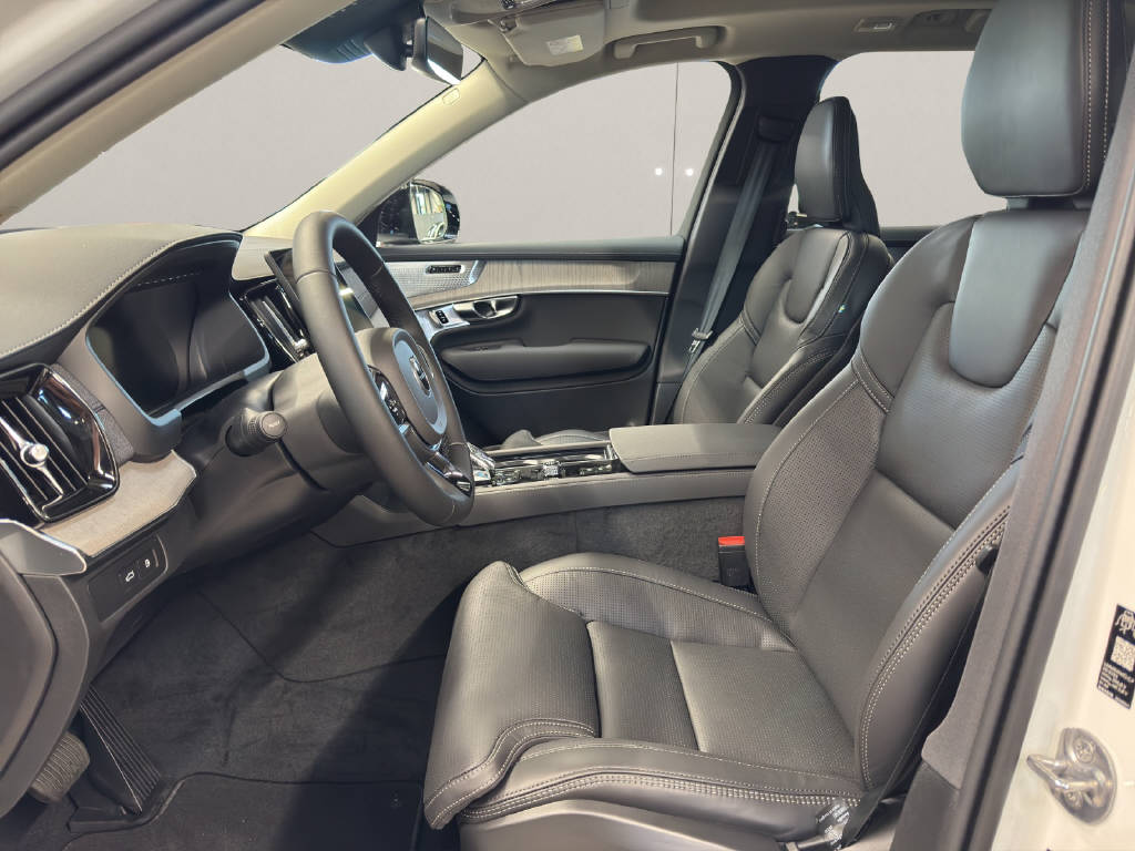 VOLVO XC90 2.0 T8 TE Plus Dark eAWD-image-13