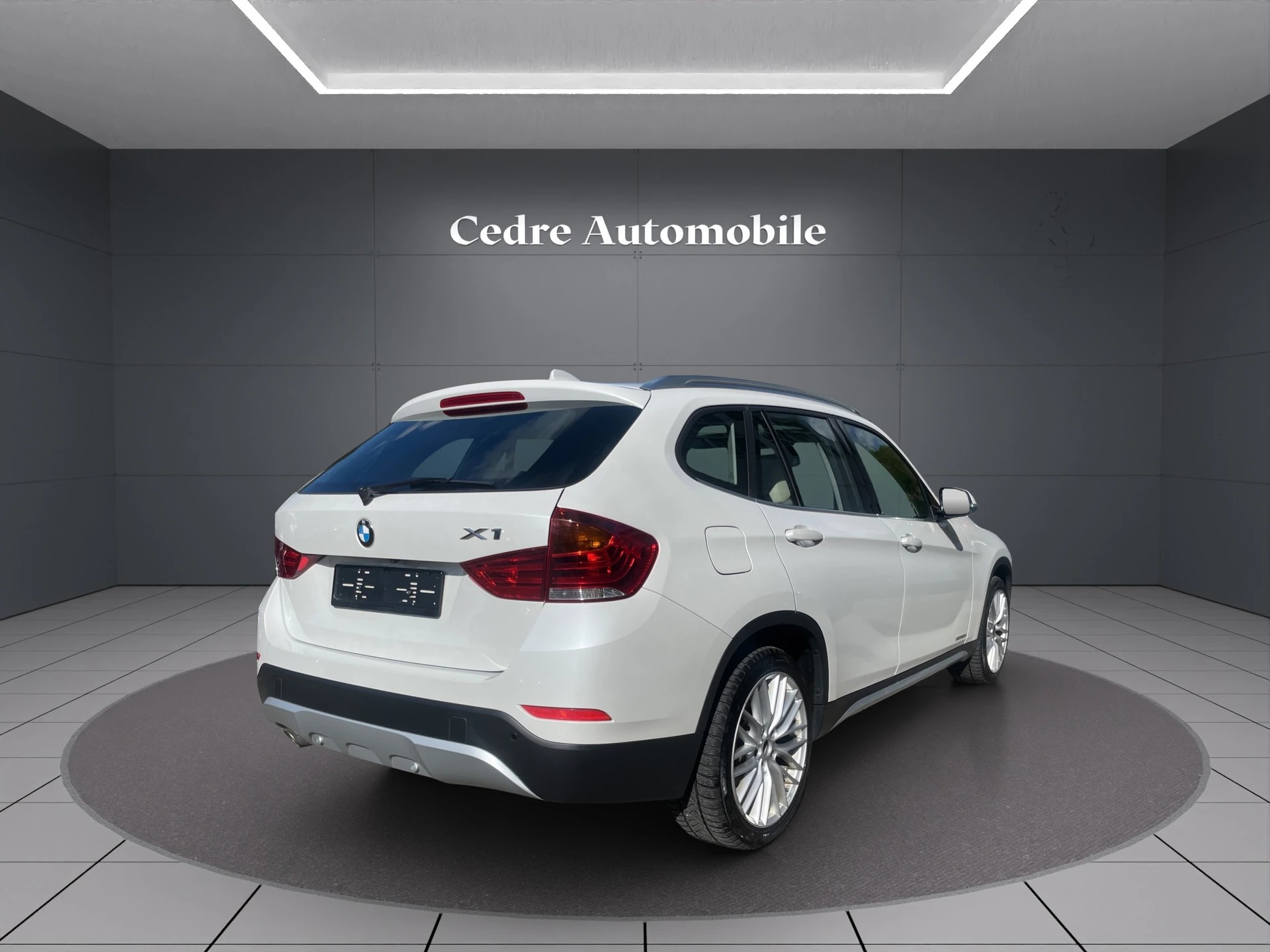 BMW X1 xDrive 20d xLine Steptronic-image-2