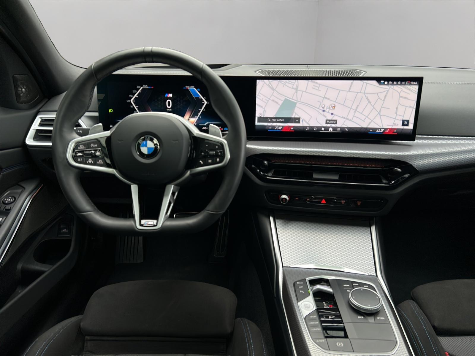 BMW 320d xDrive Touring-image-18