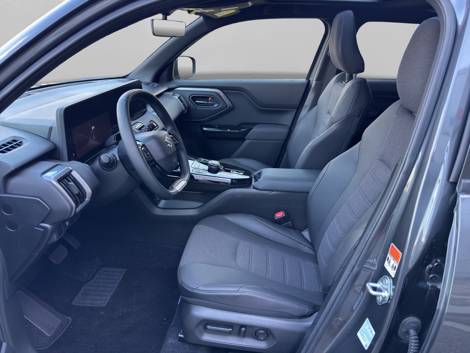 SUZUKI e Vitara Compact Top 4x4-image-9