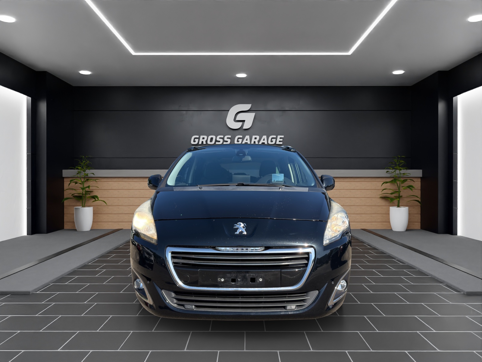 PEUGEOT 5008 1.6 BlueHDi Allure-image-1