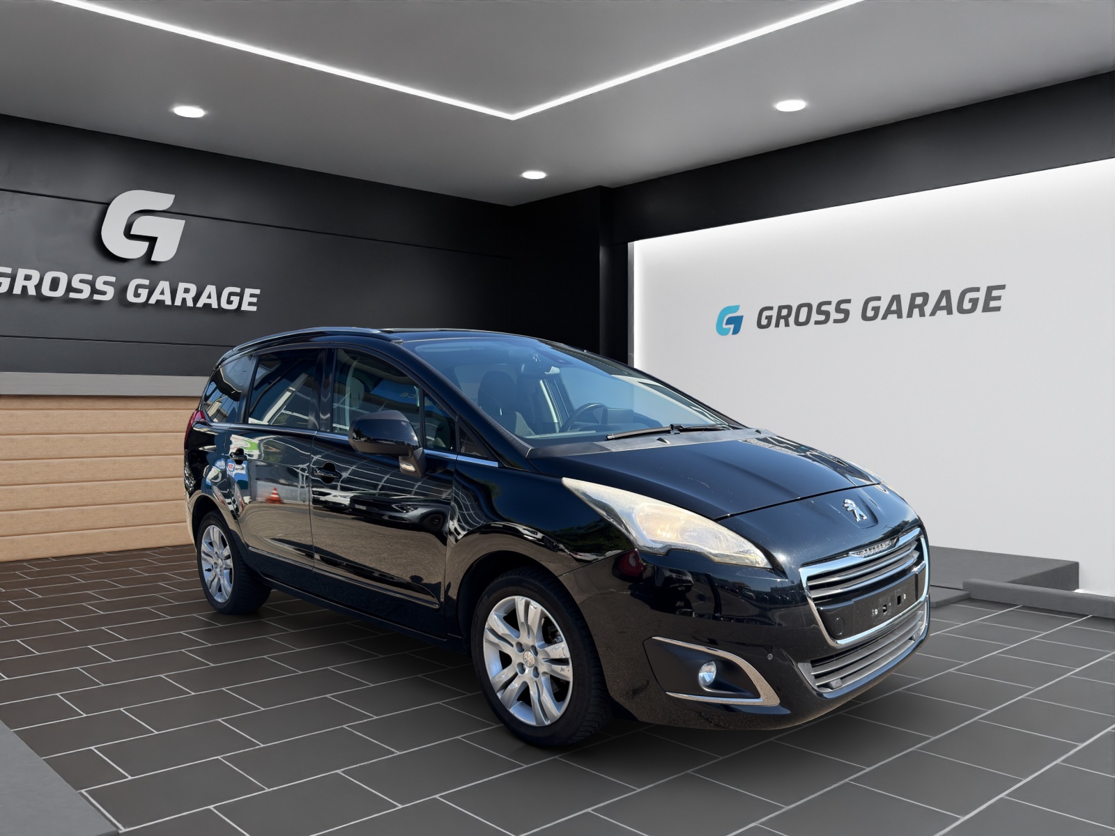 PEUGEOT 5008 1.6 BlueHDi Allure-image-0