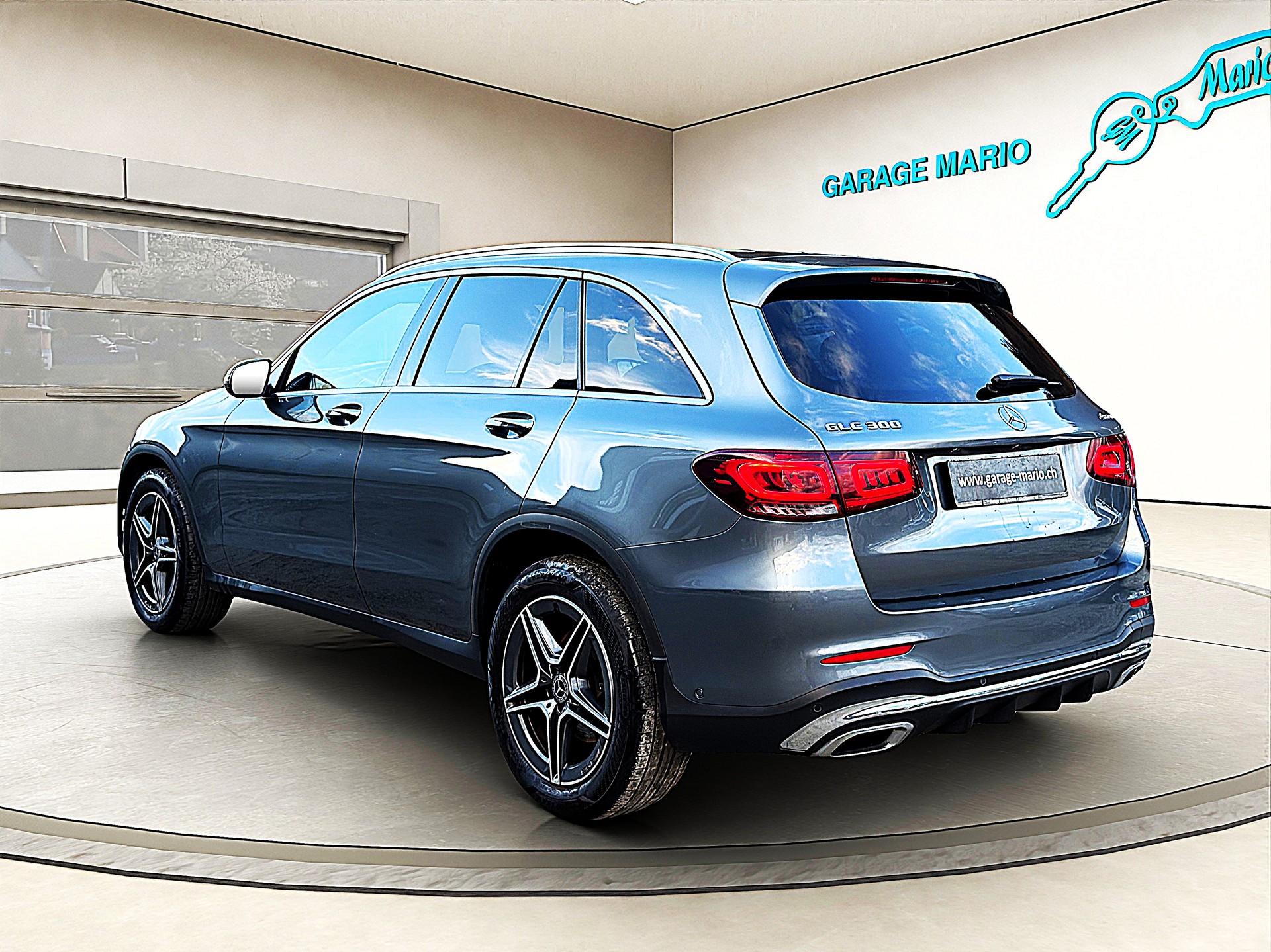 MERCEDES-BENZ GLC 300 * AMG Line * 4Matic 9G-Tronic-image-6