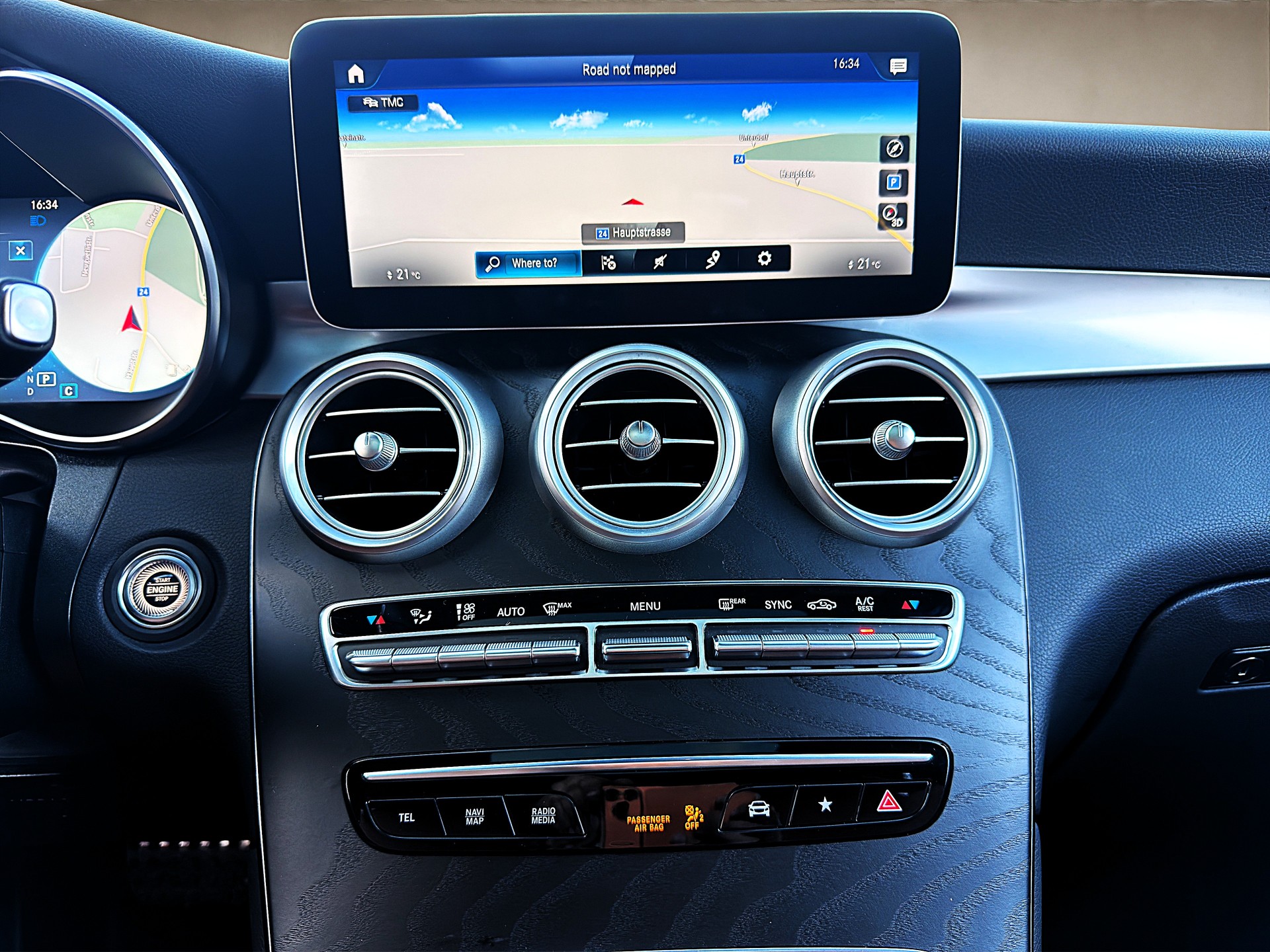MERCEDES-BENZ GLC 300 * AMG Line * 4Matic 9G-Tronic-image-10