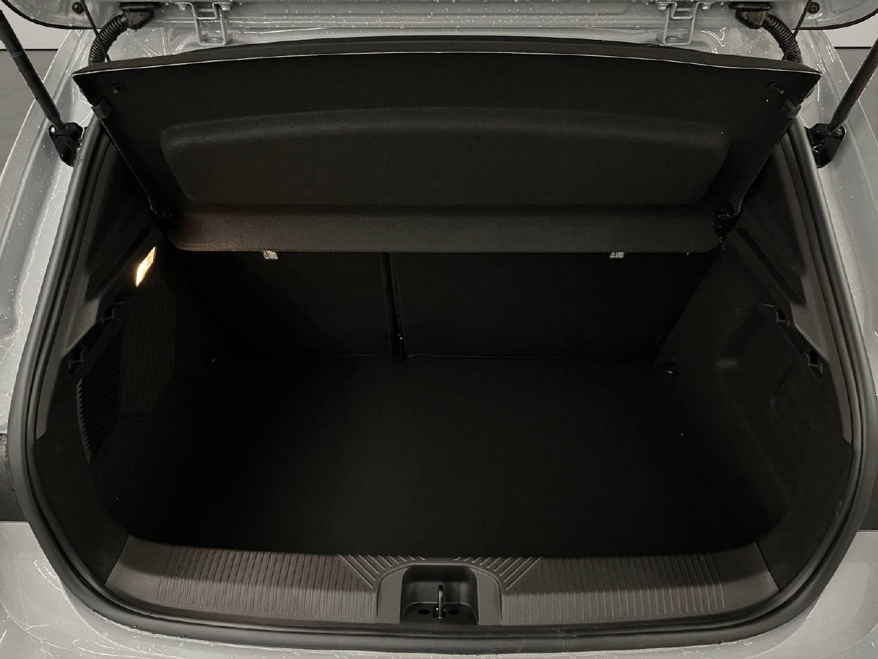 RENAULT Clio 1.8 E-Tech esprit Alpine-image-12