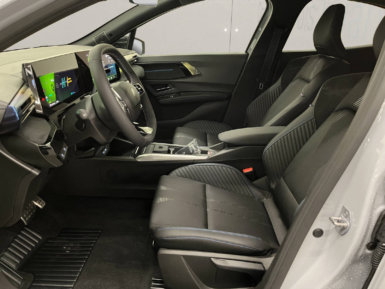 RENAULT Clio 1.8 E-Tech esprit Alpine-image-4