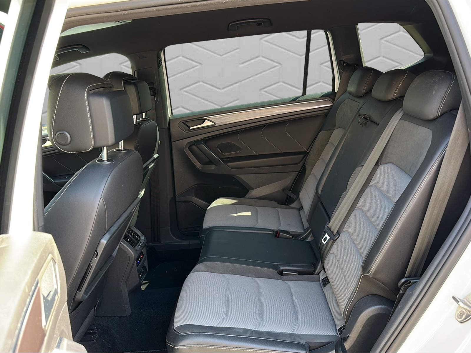 VW Tiguan Allspace 2.0 TDI SCR Highline 4MotionDSG-image-15