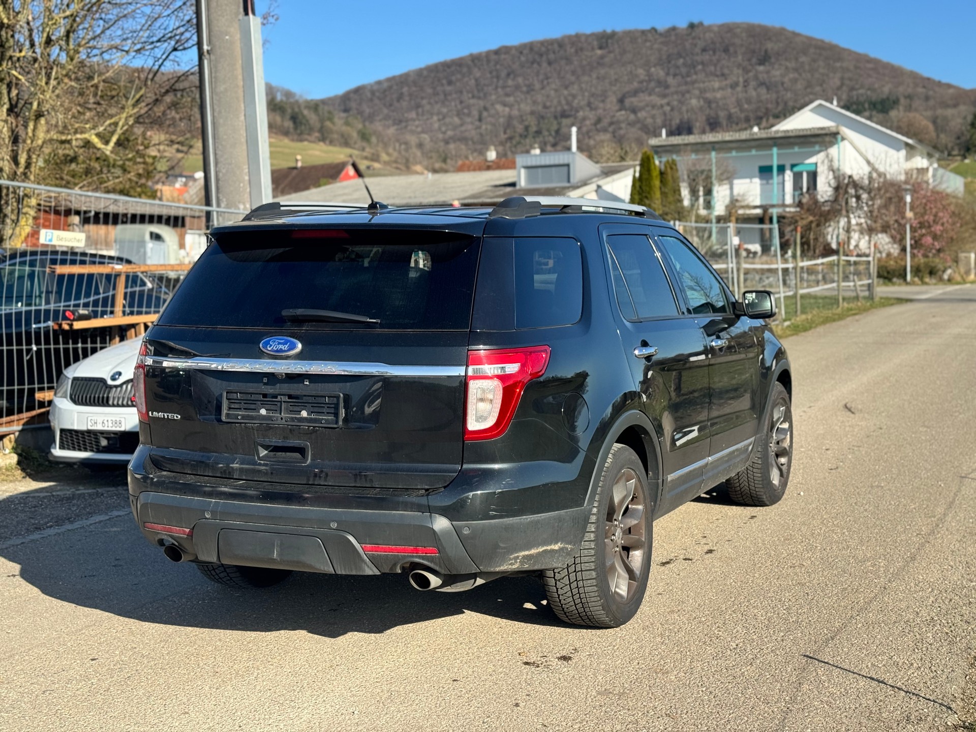 FORD EXPLORER 2WD-image-4