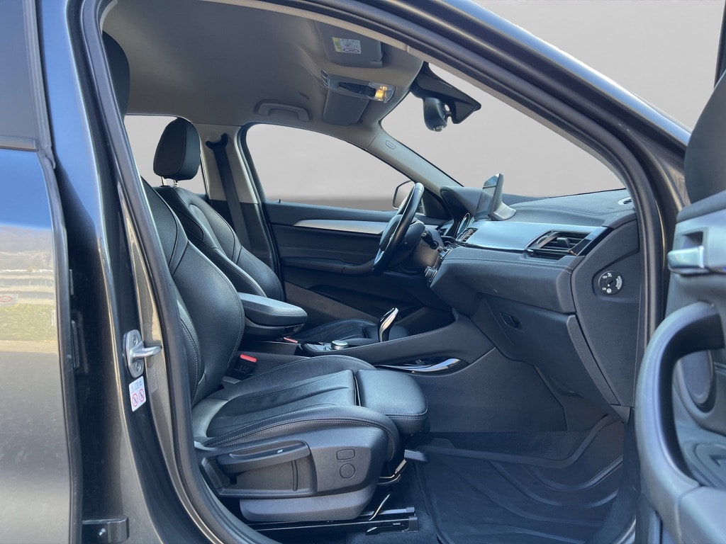 BMW X2 sDrive 18i-image-9