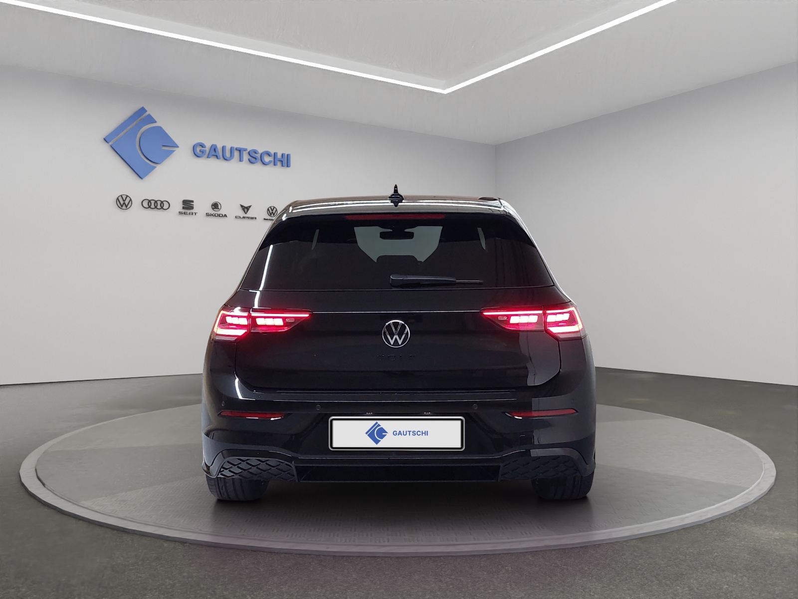 VW Golf 1.5 e TSI mHEV R-Line DSG-image-3