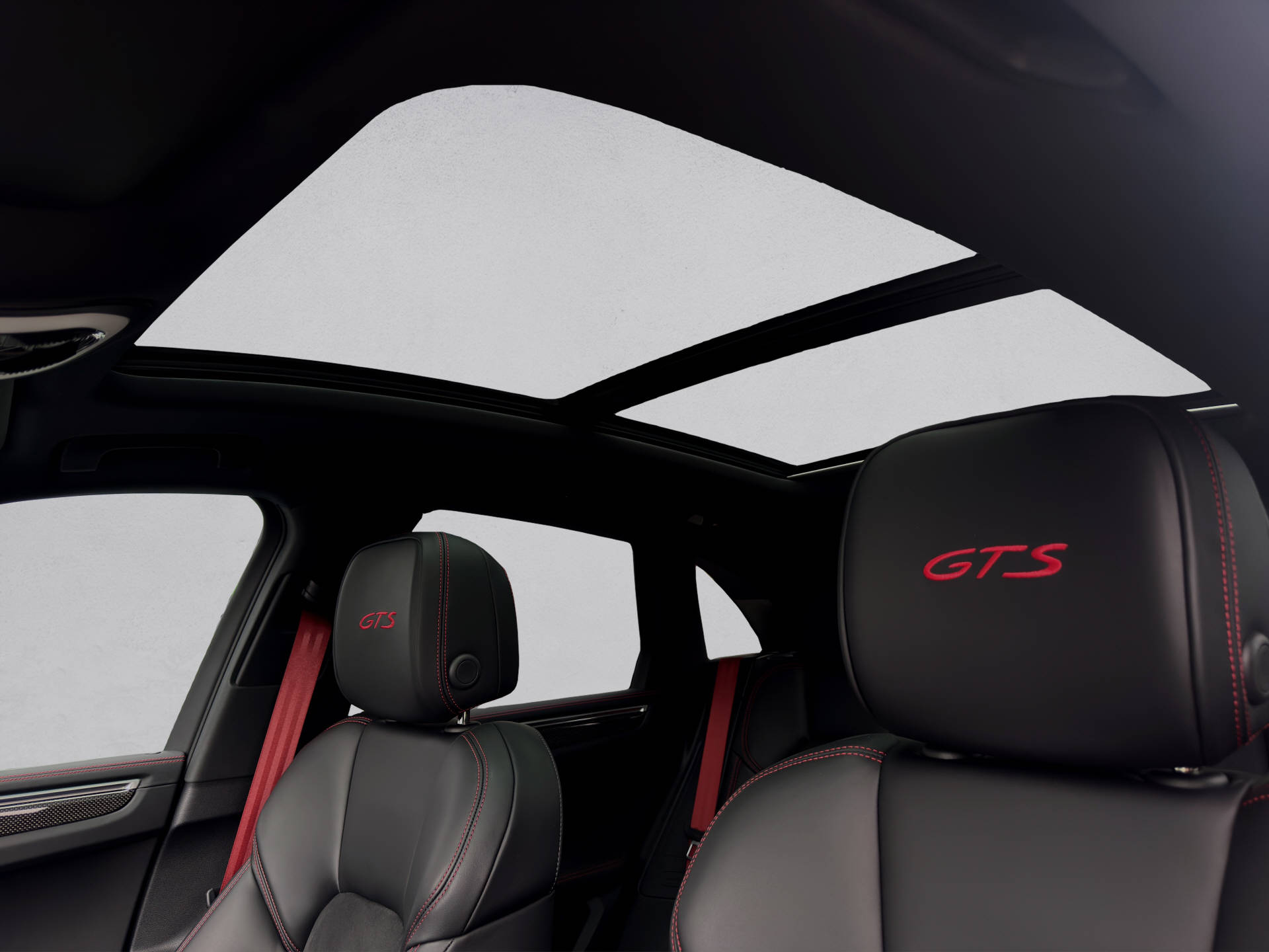 PORSCHE Macan GTS-image-14