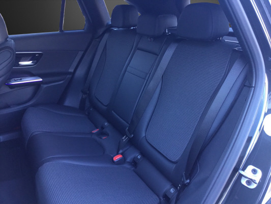 MERCEDES-BENZ GLC 200 4Matic 9G-Tronic-image-10