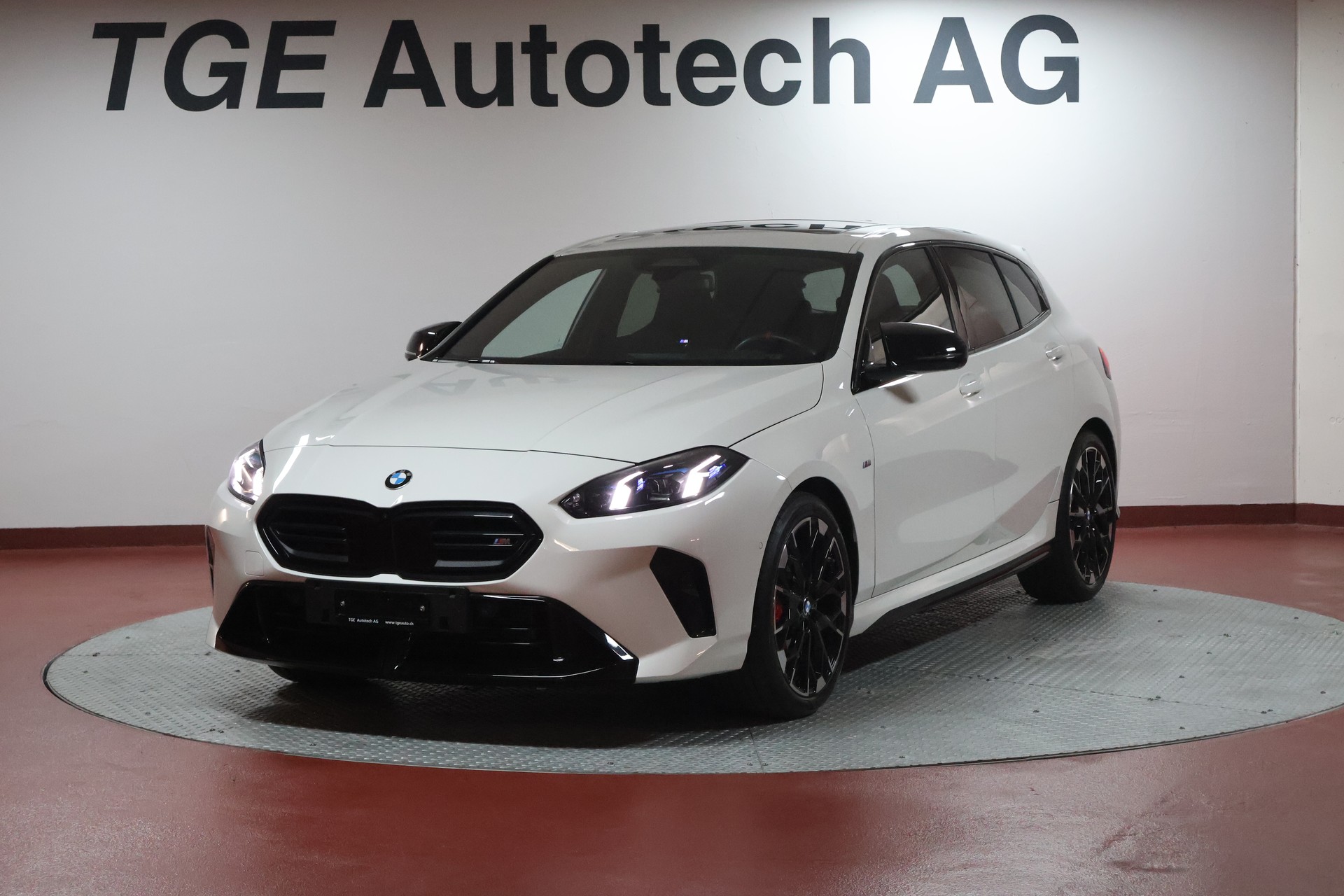 BMW M135 xDrive M Sport Pro-image-0