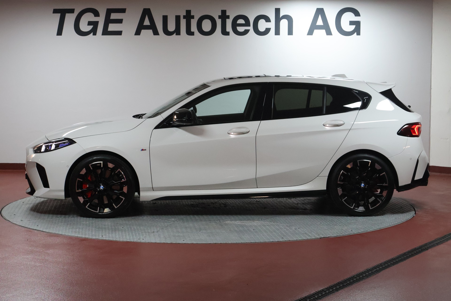 BMW M135 xDrive M Sport Pro-image-3