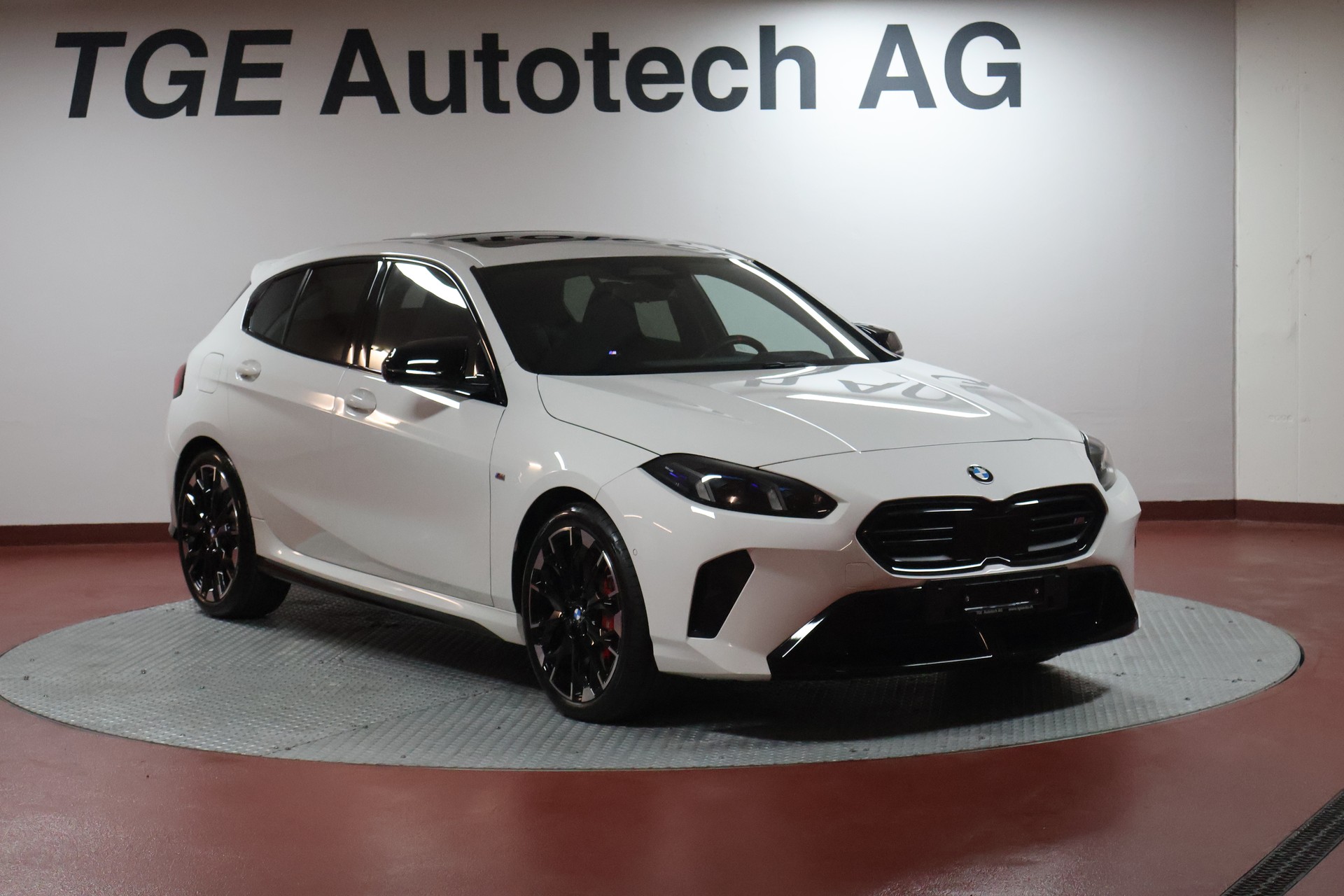 BMW M135 xDrive M Sport Pro-image-2
