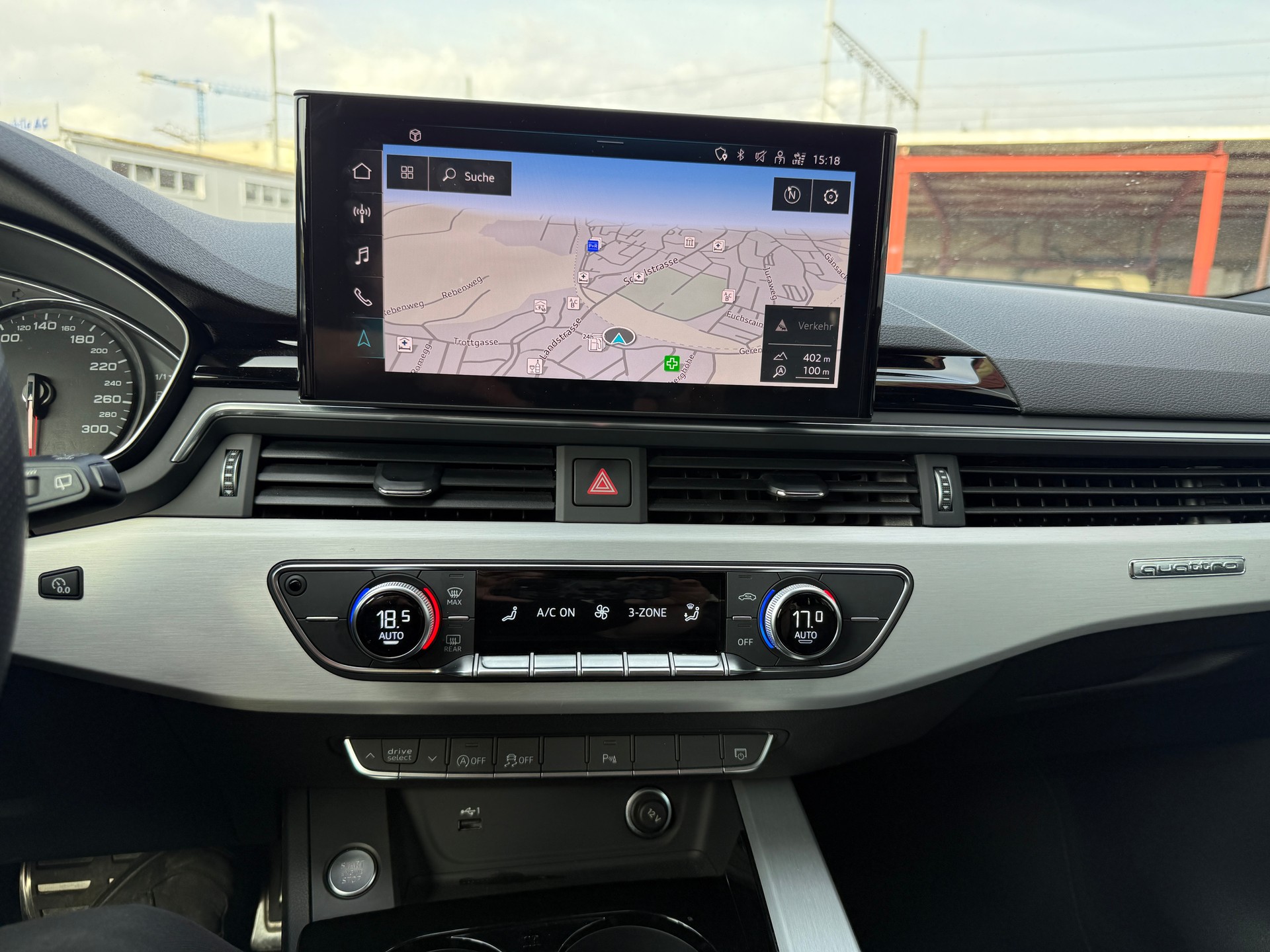 AUDI A4 Avant 45 TFSI S line S-tronic quattro-image-19