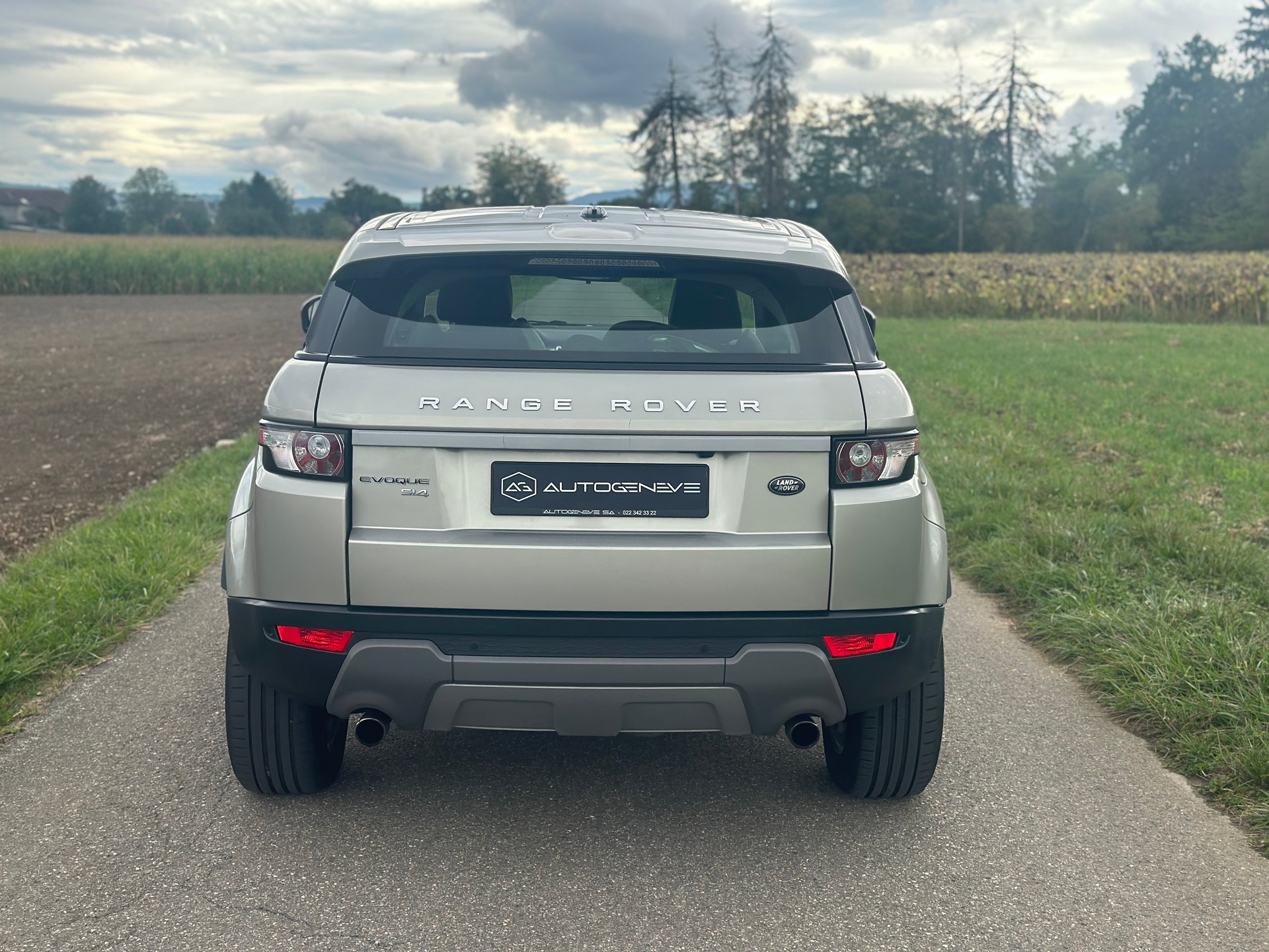 LAND ROVER Range Rover Evoque 2.0 Si4 Prestige AT6-image-8