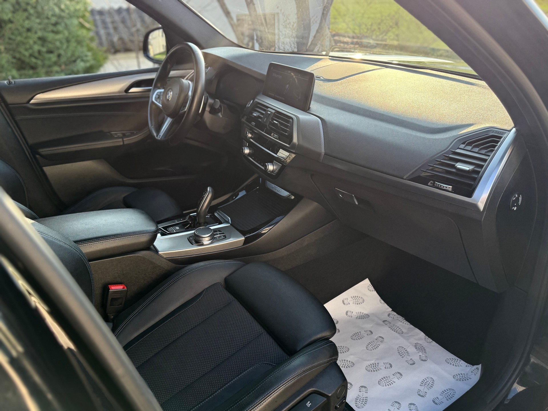 BMW X3 xDrive 20d Individual M Sport Steptronic-image-15