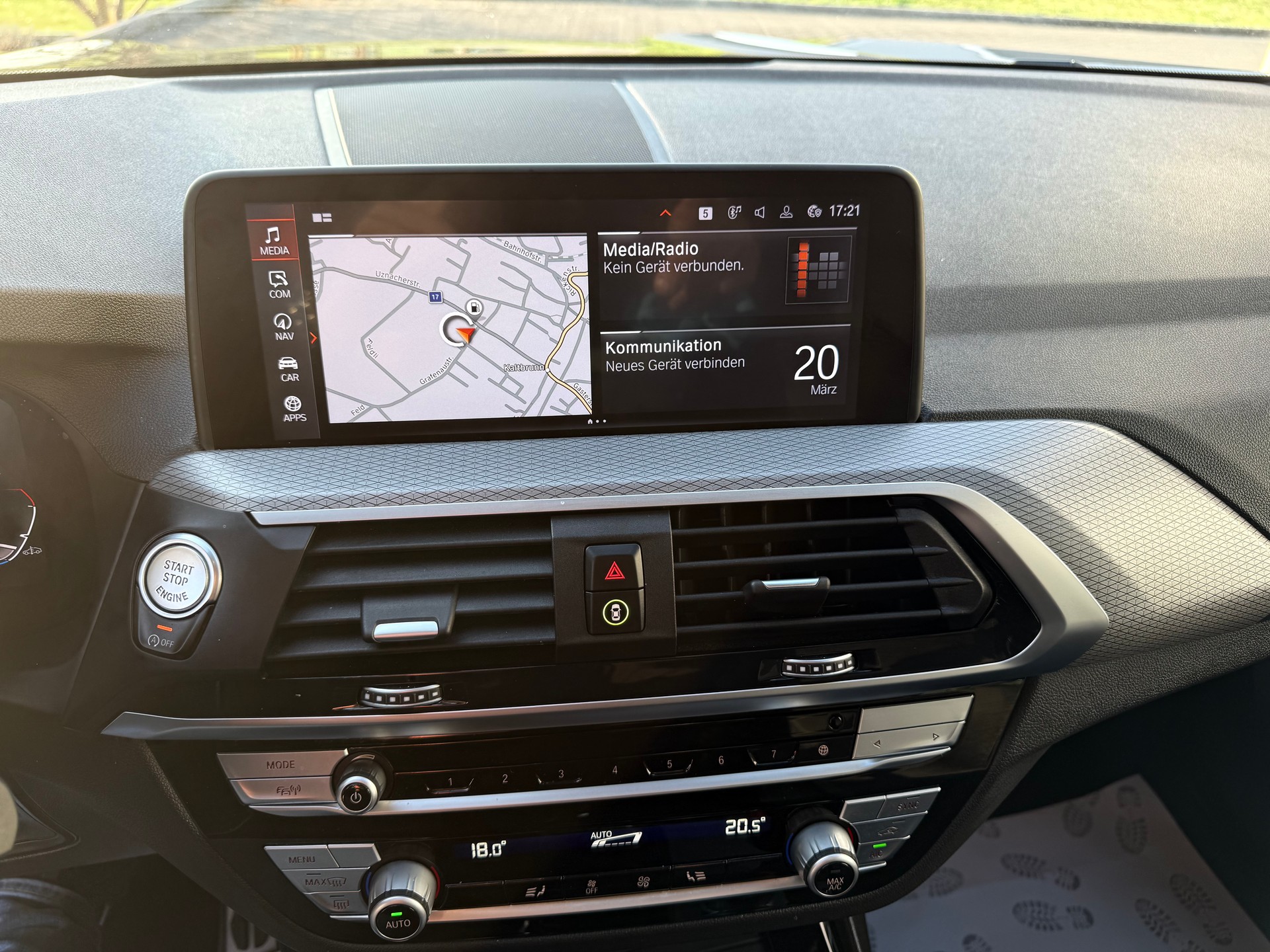 BMW X3 xDrive 20d Individual M Sport Steptronic-image-28