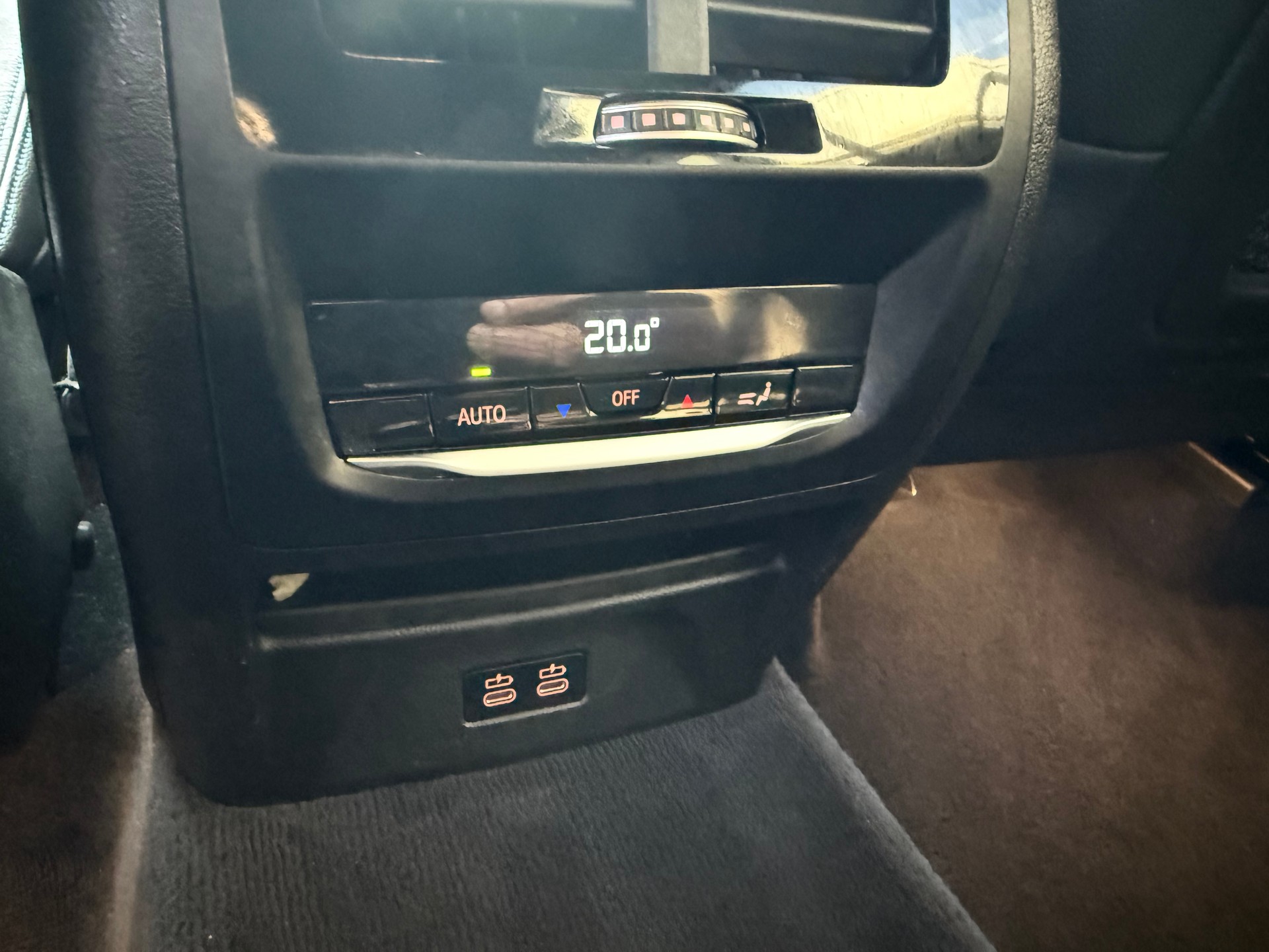 BMW X3 xDrive 20d Individual M Sport Steptronic-image-29