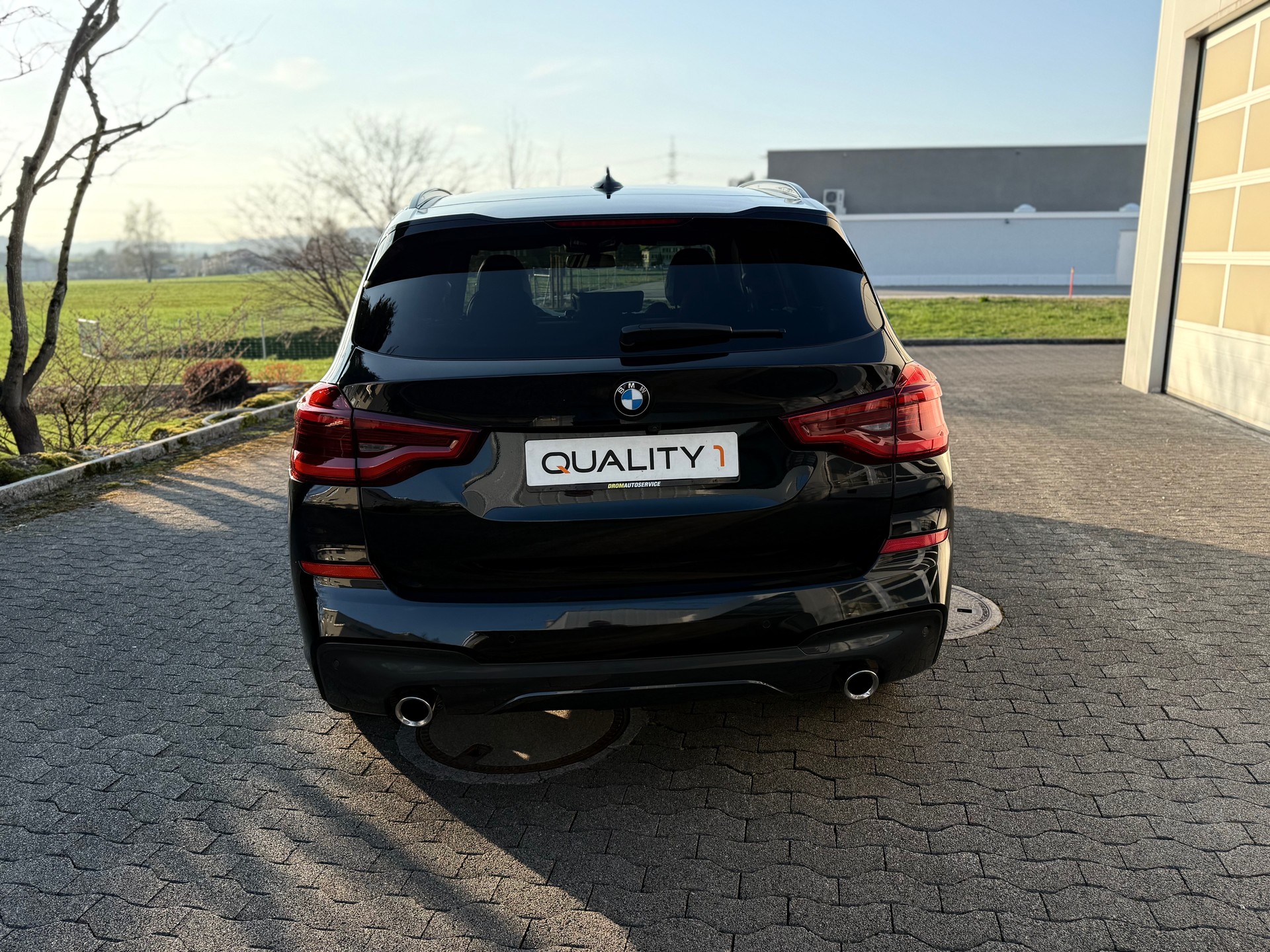 BMW X3 xDrive 20d Individual M Sport Steptronic-image-6