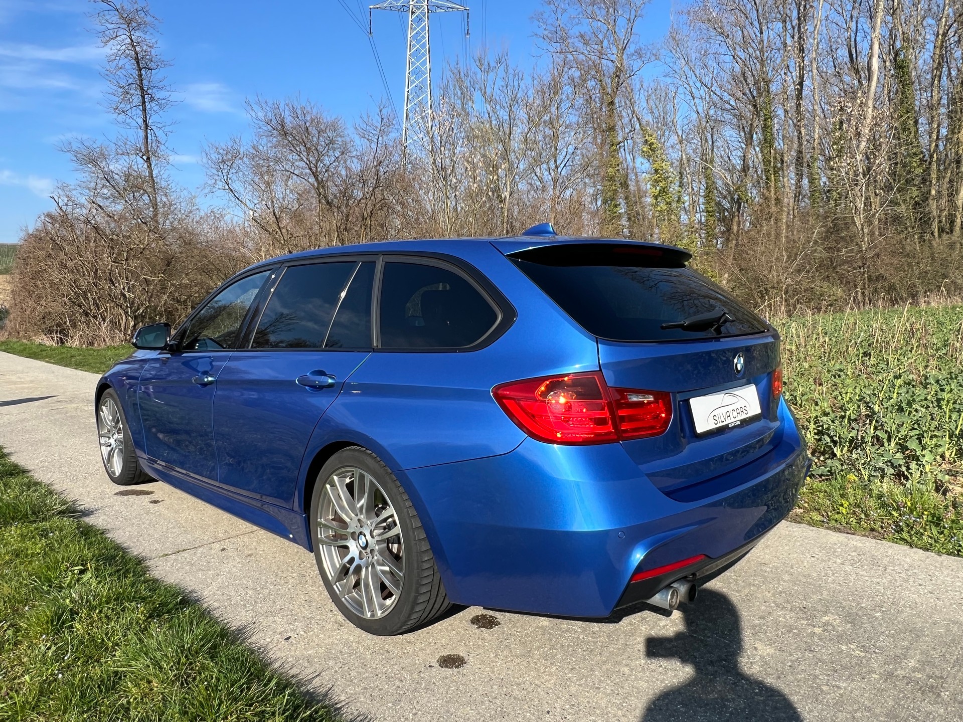BMW 330d Touring M-Line Steptronic-image-3