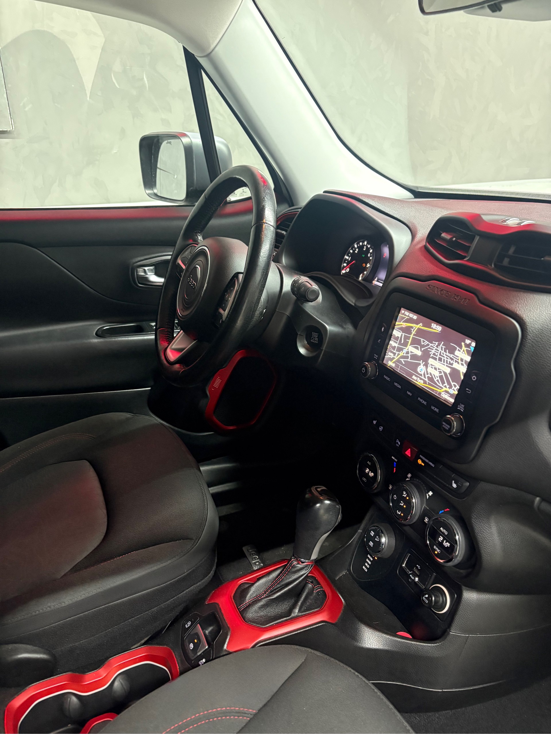 JEEP Renegade 2.0 CRD Trailhawk AWD + Low Range 9ATX-image-6