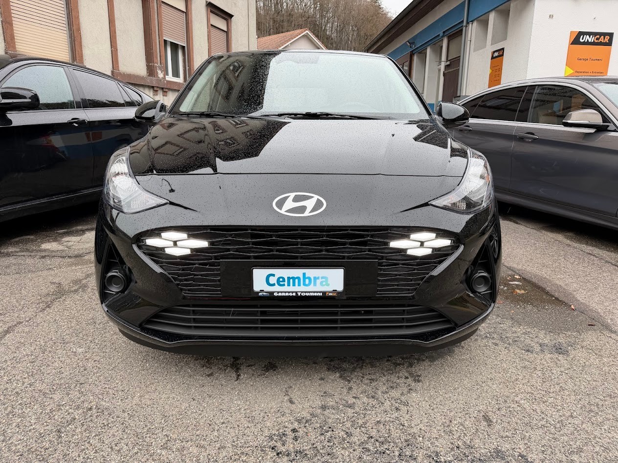 HYUNDAI i10 1.2 Amplia Aut.