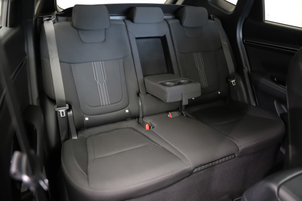 HYUNDAI Tucson 1.6 HEV Amplia 2WD-image-10