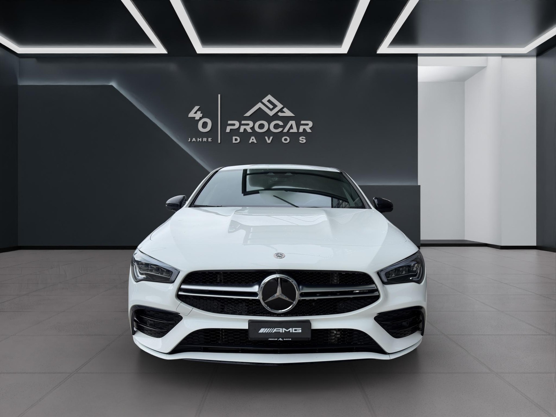 MERCEDES-BENZ CLA 35 AMG 4matic Shooting Brake-image-2