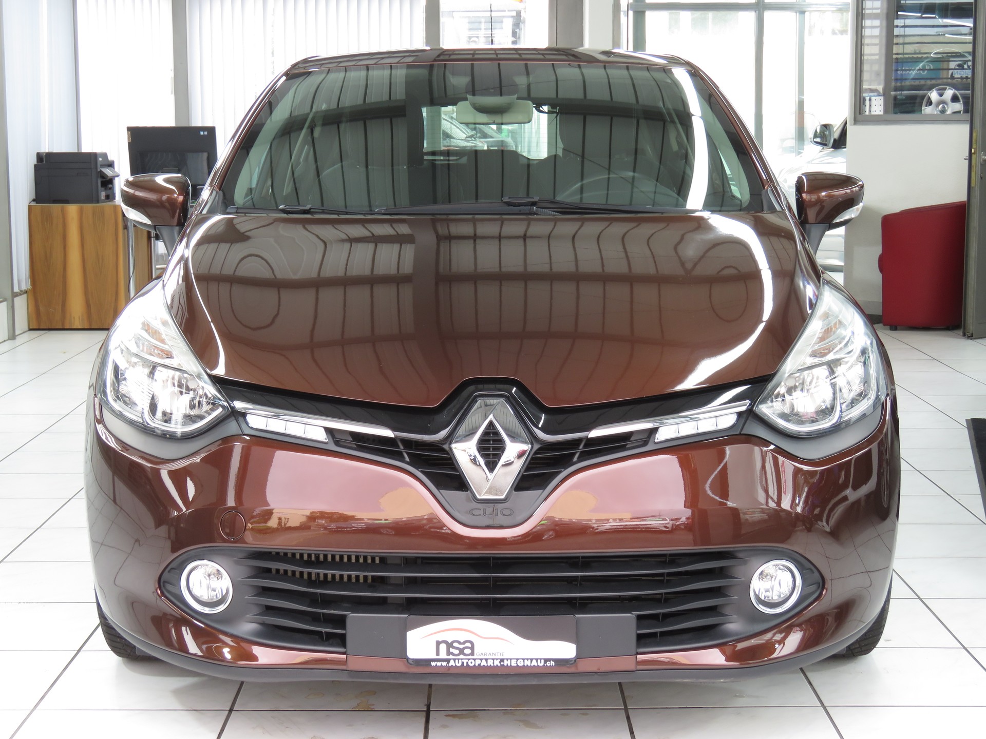 RENAULT Clio 0.9 12V Expression-image-1