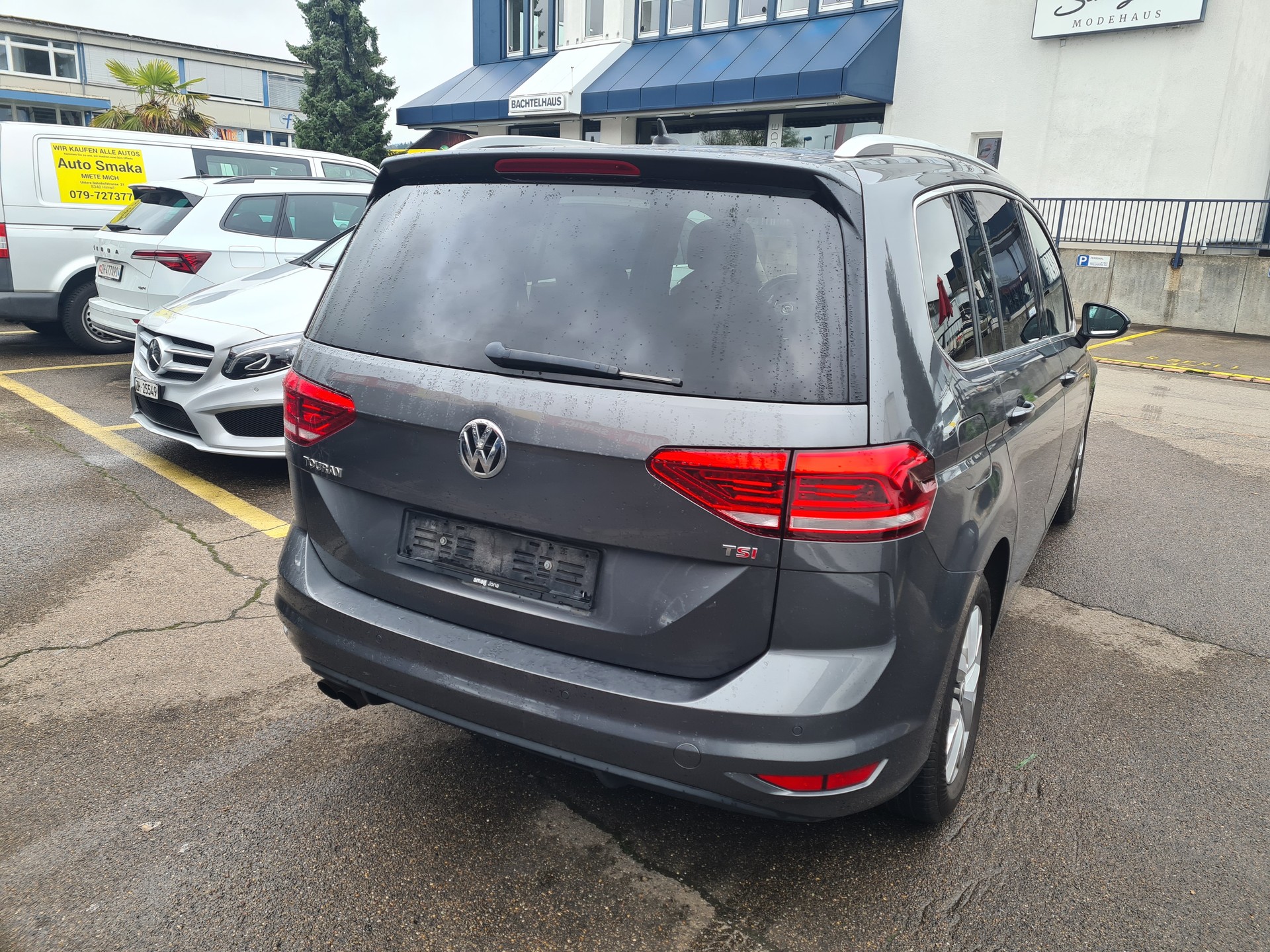 VW Touran 1.4 TSI BlueMotion Technology Comfortline DSG-image-2