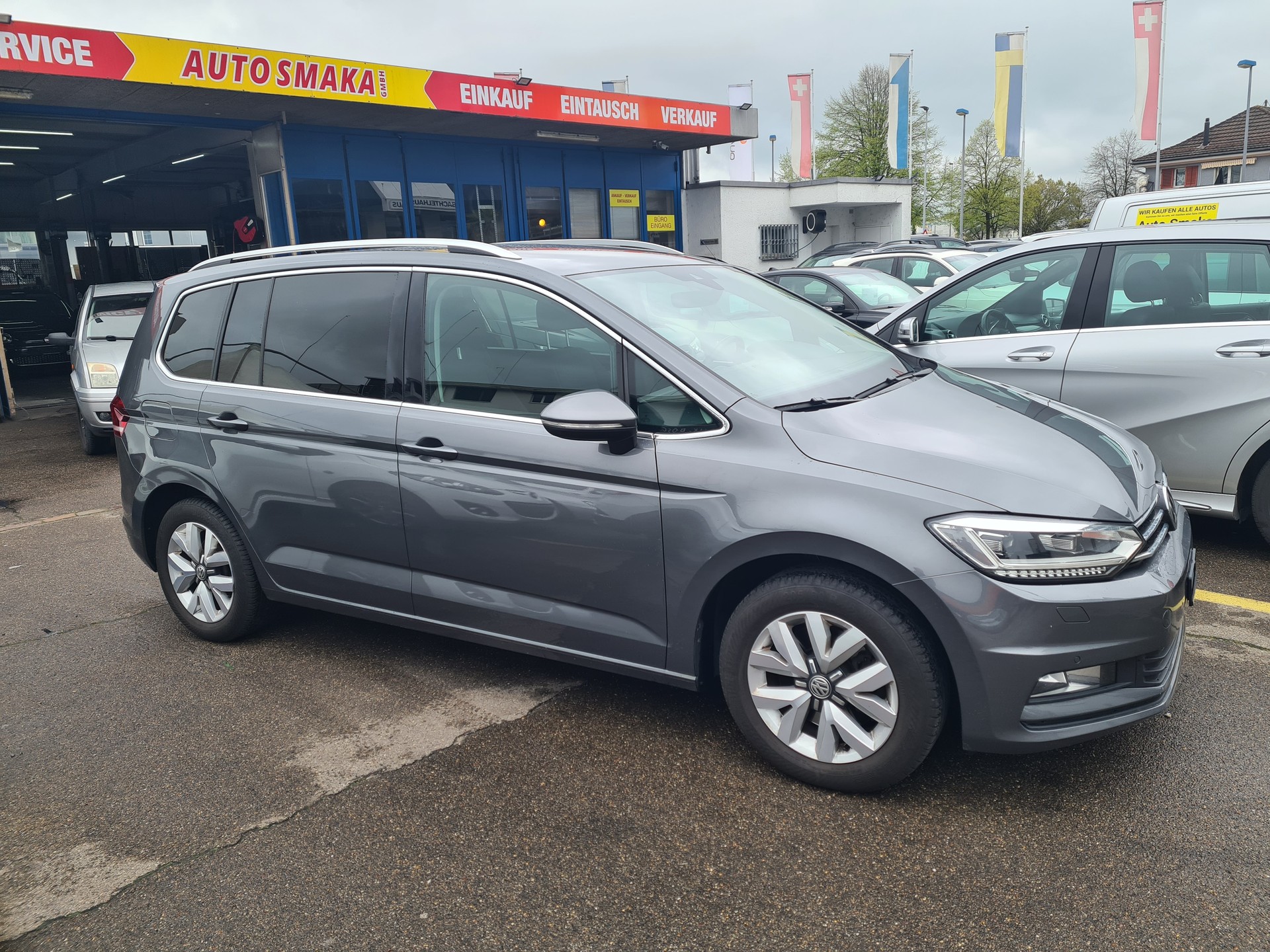 VW Touran 1.4 TSI BlueMotion Technology Comfortline DSG-image-1