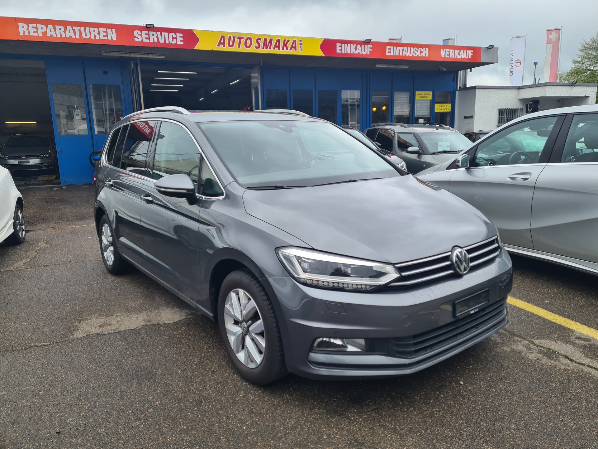 VW Touran 1.4 TSI BlueMotion Technology Comfortline DSG-image-0