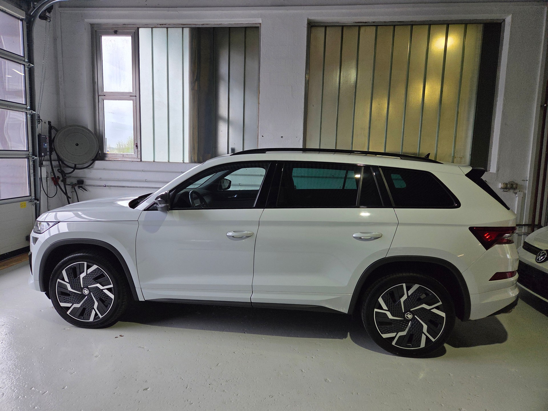 SKODA Kodiaq 2.0 TSI 4x4 RS-image-3
