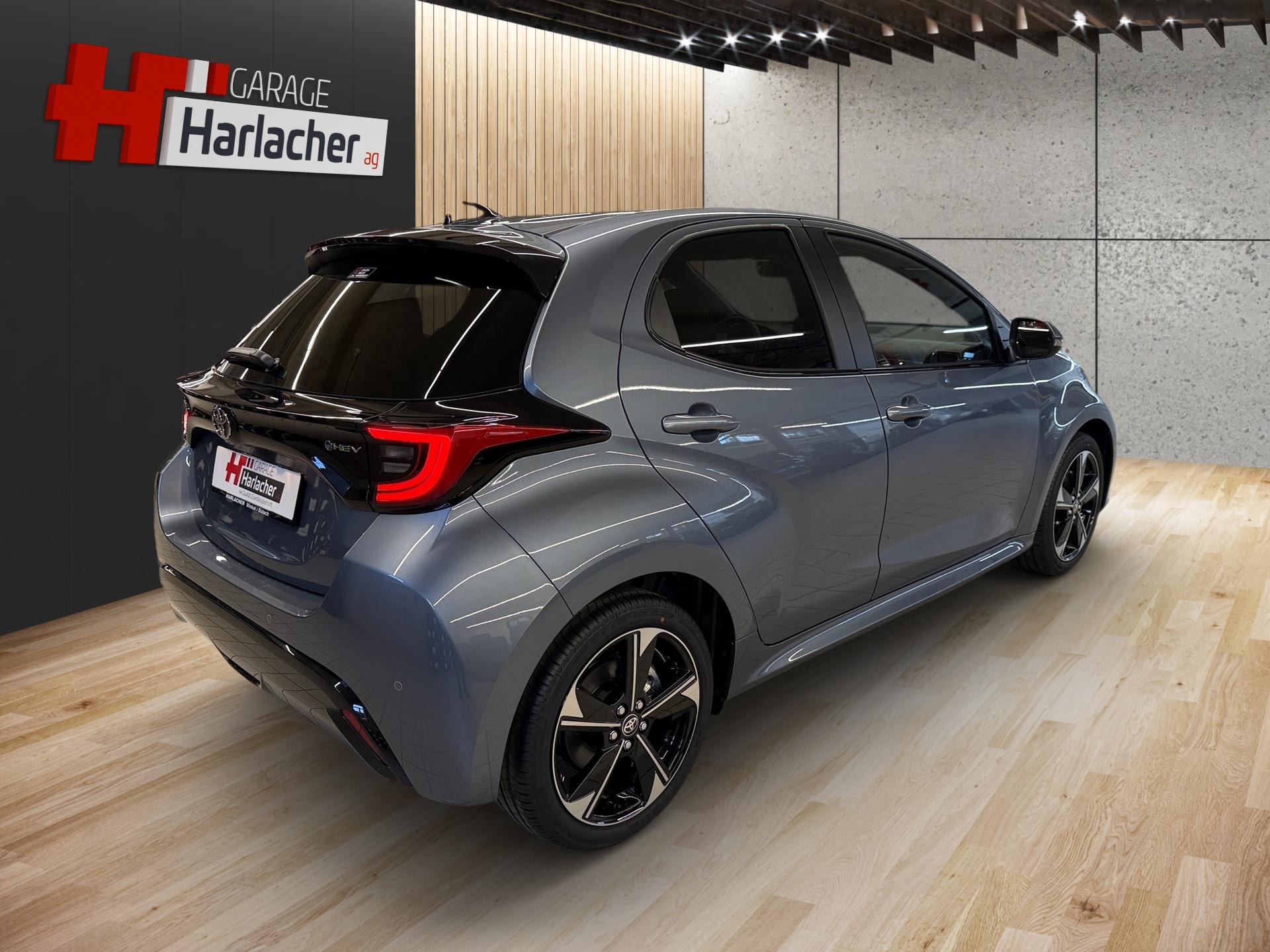 TOYOTA Yaris 1.5 Premium e-CVT-image-4