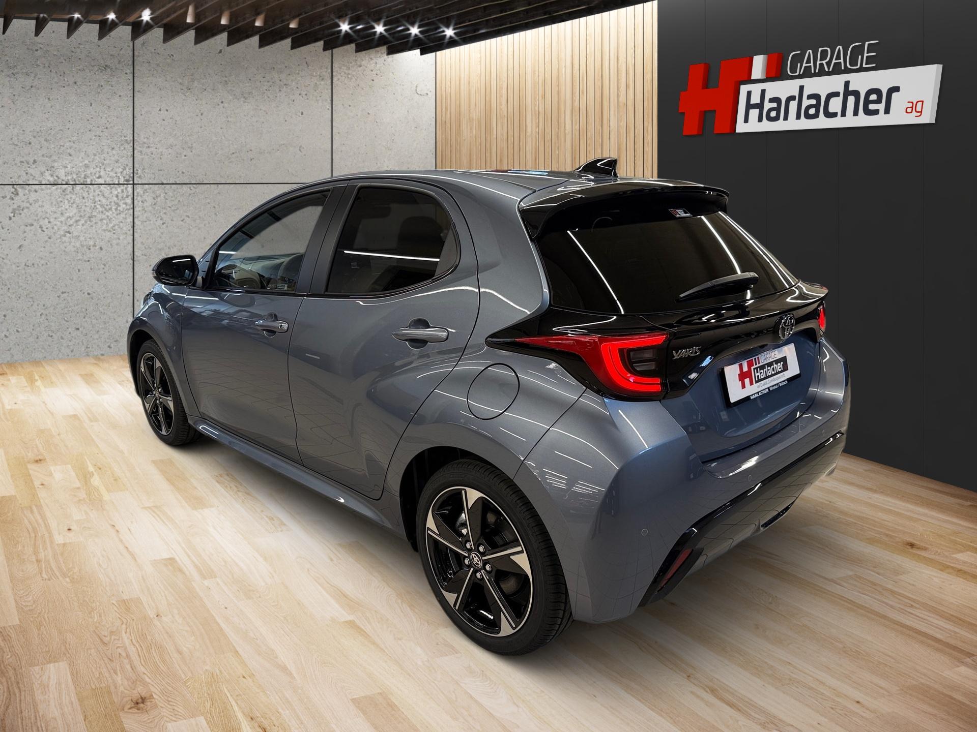 TOYOTA Yaris 1.5 Premium e-CVT-image-6
