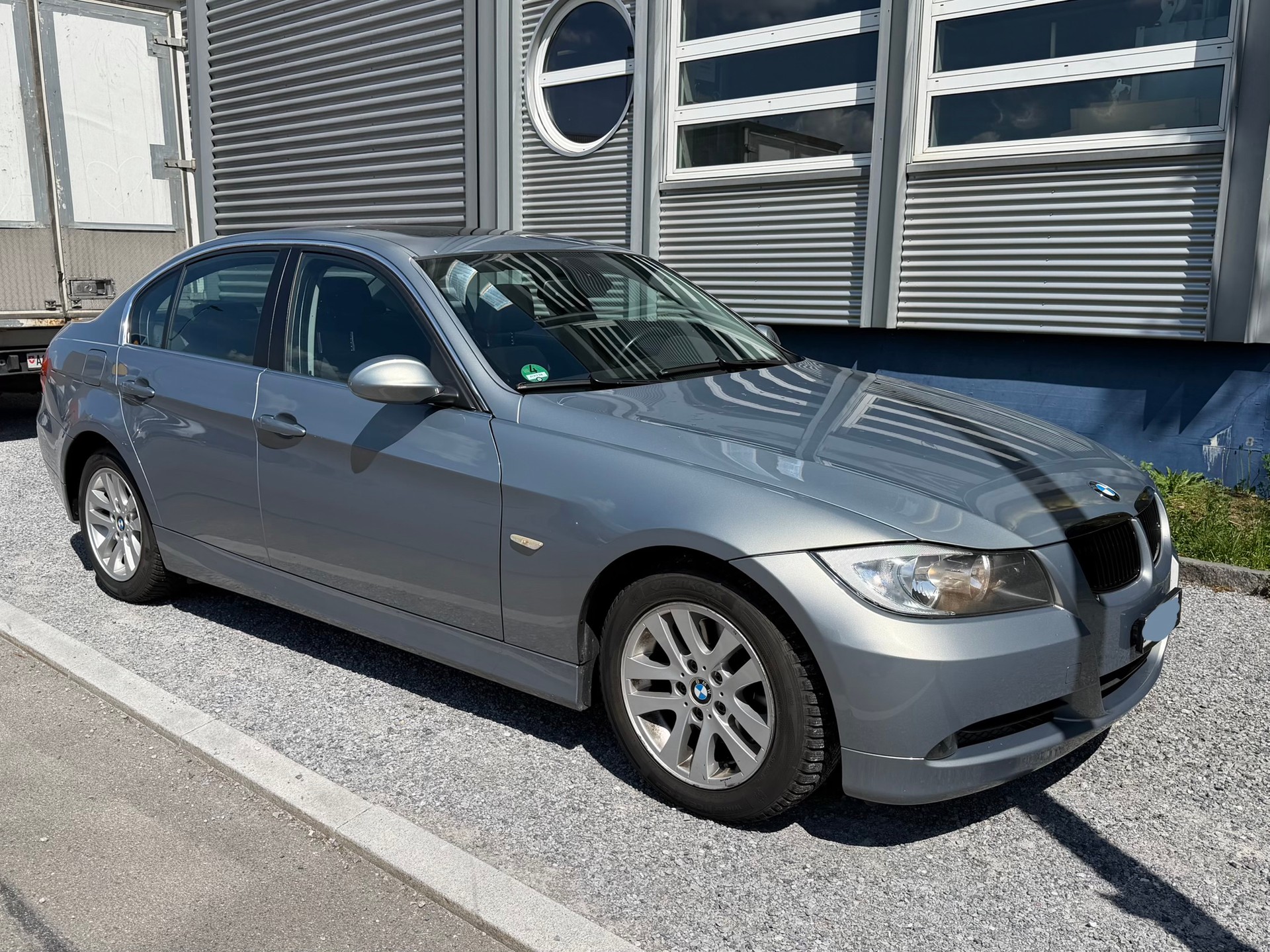 BMW 325xi more4you-image-0