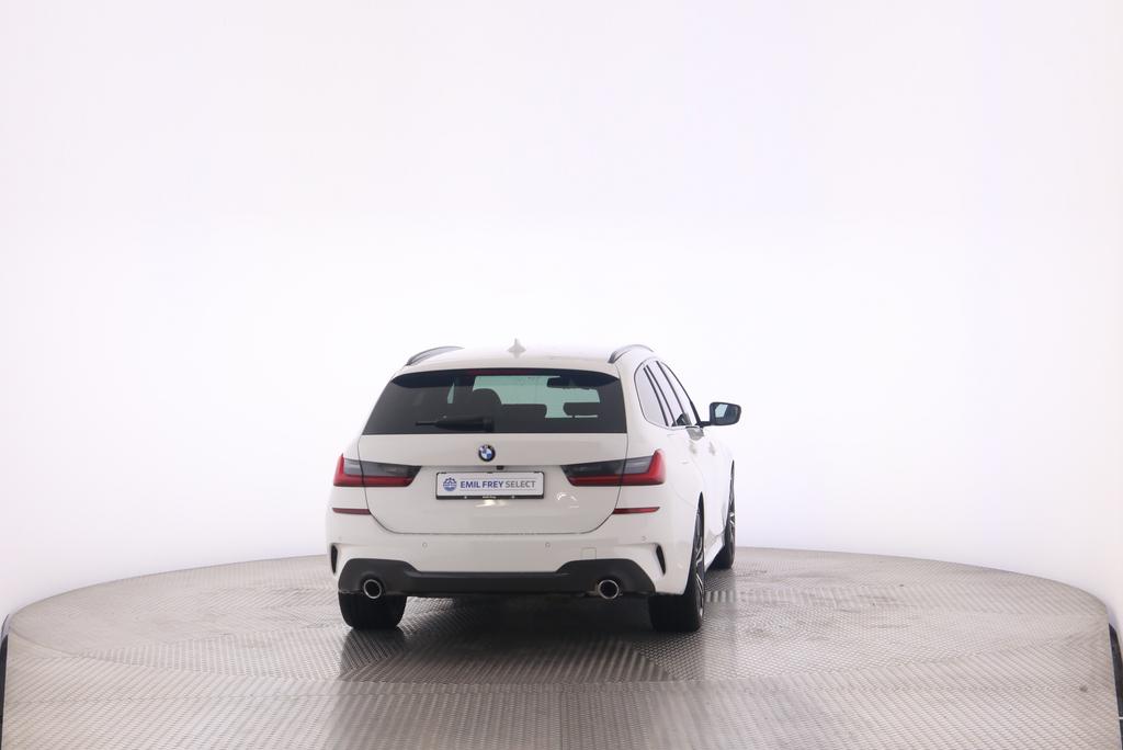 BMW 330i xDrive SAG Touring-image-20