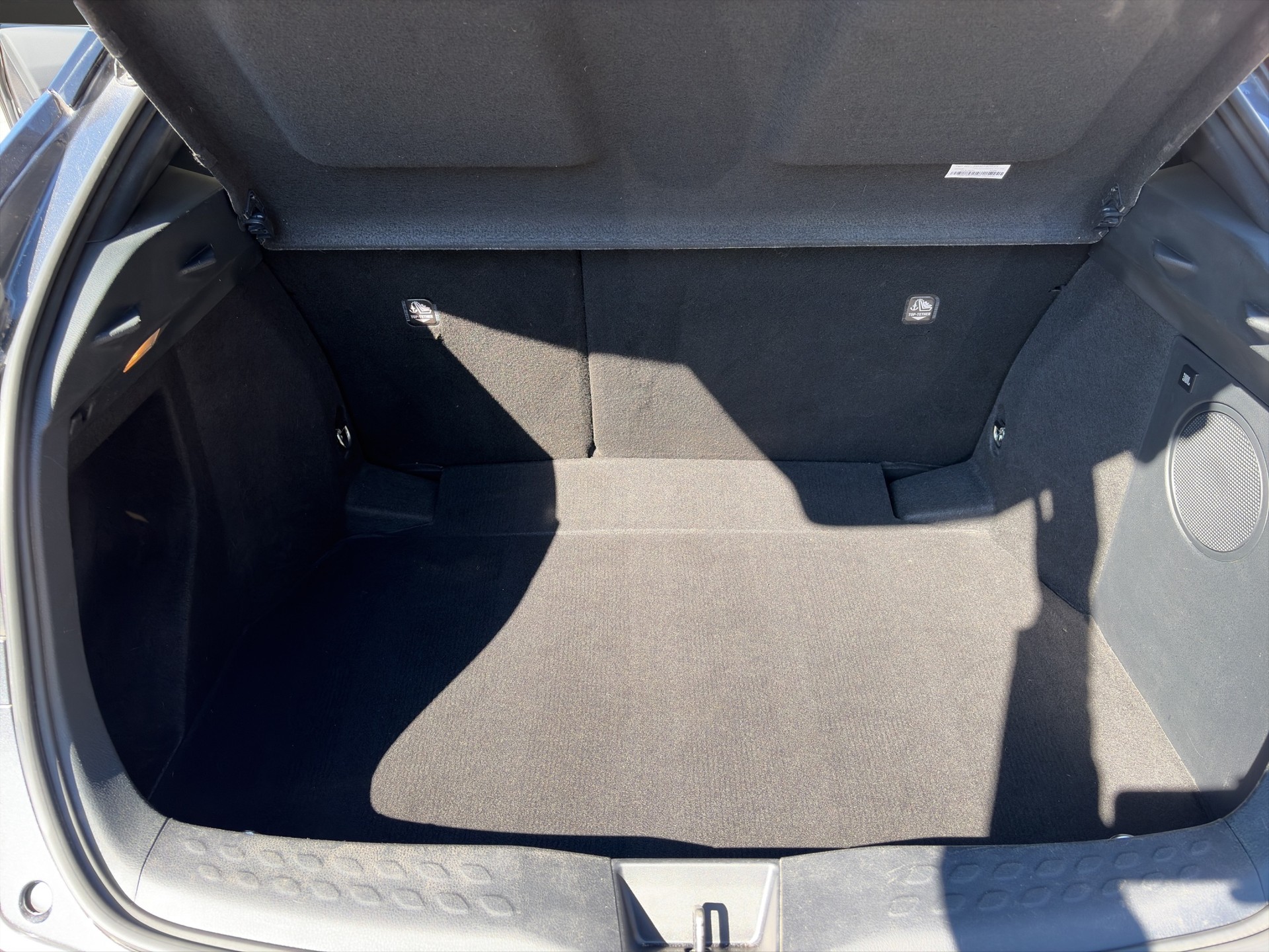 TOYOTA C-HR 1.8 HSD CVT Comfort-image-11
