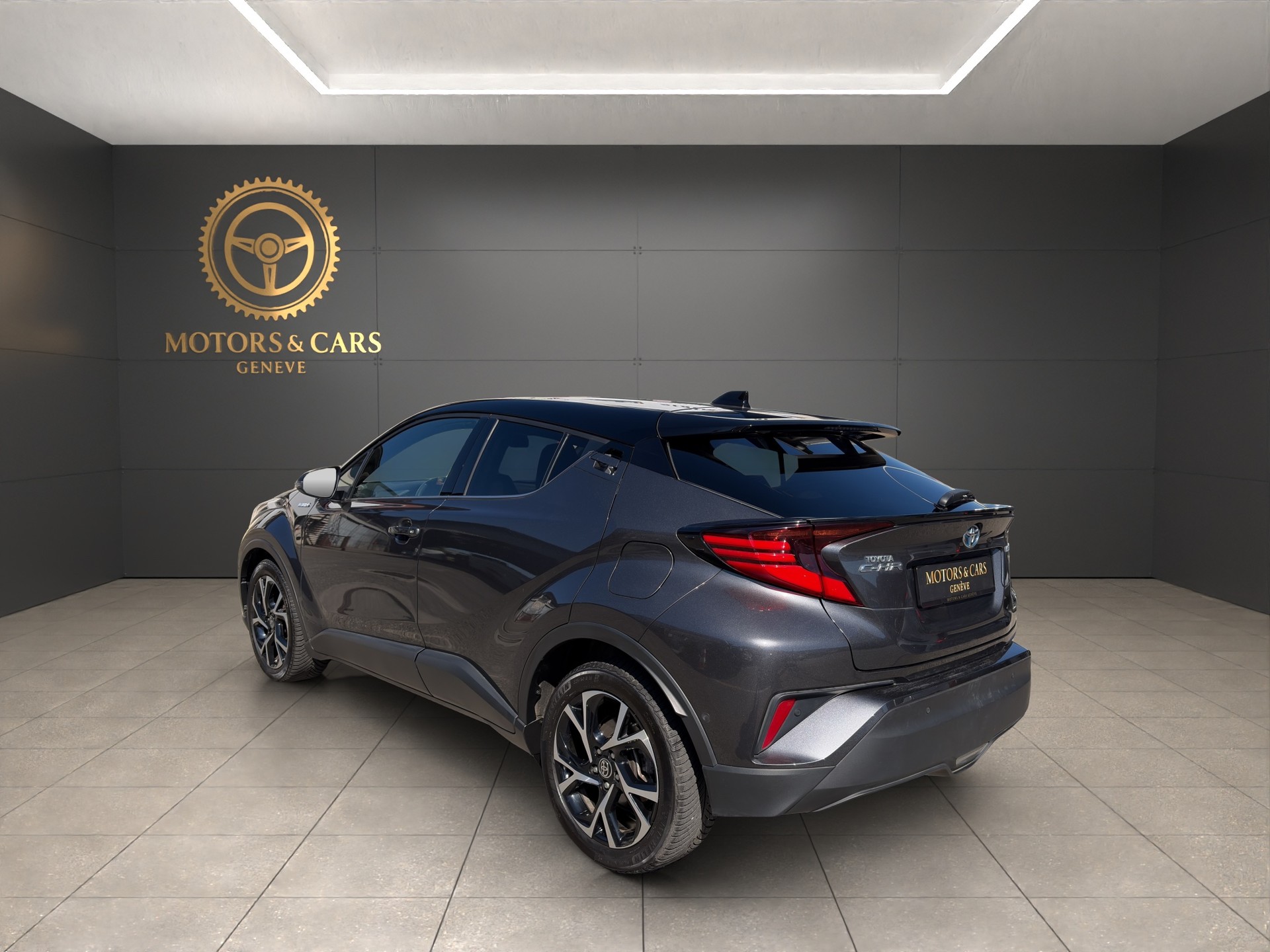 TOYOTA C-HR 1.8 HSD CVT Comfort-image-3