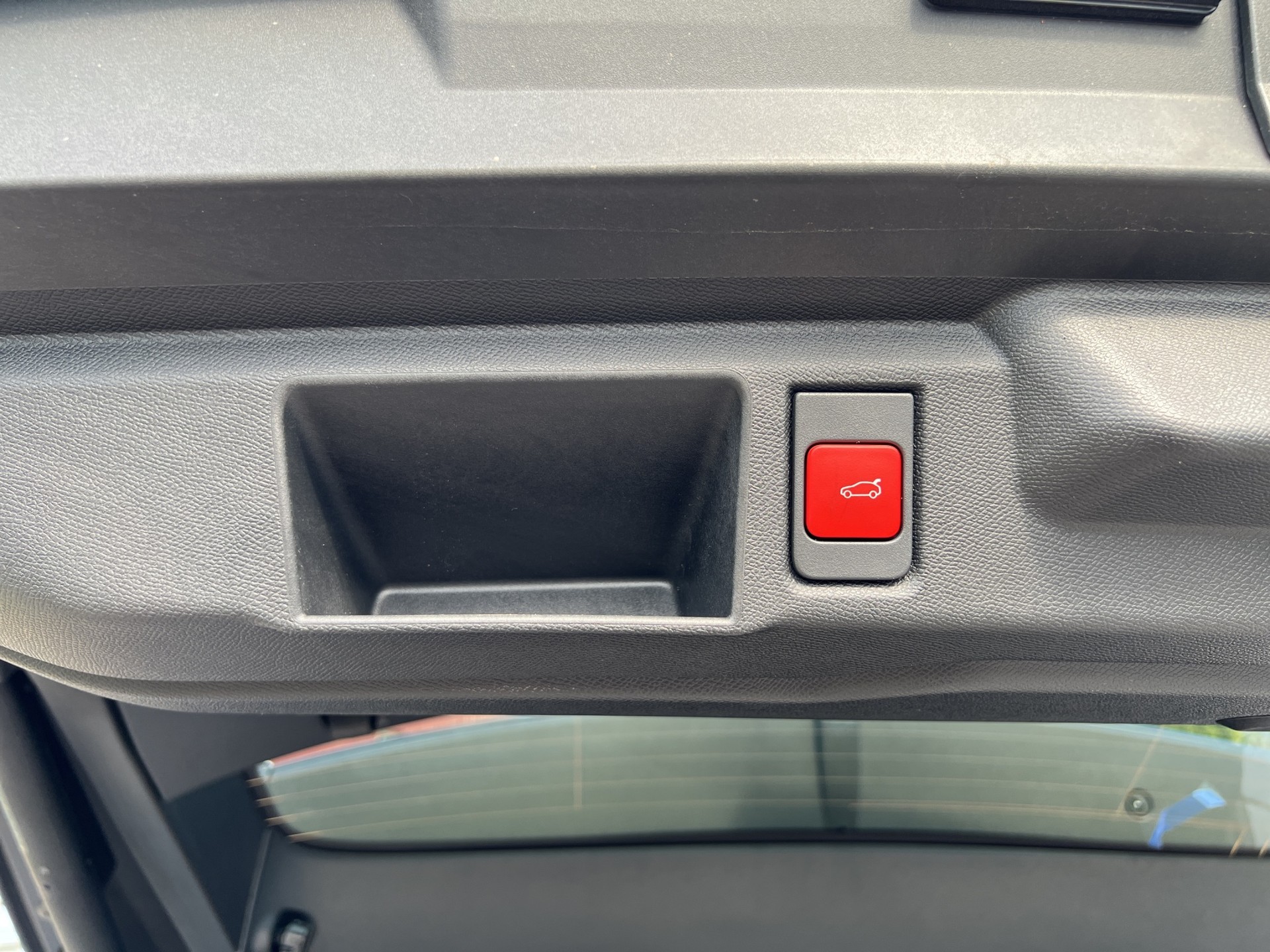 OPEL Grandland-e GS Anhängerkupplung-image-38