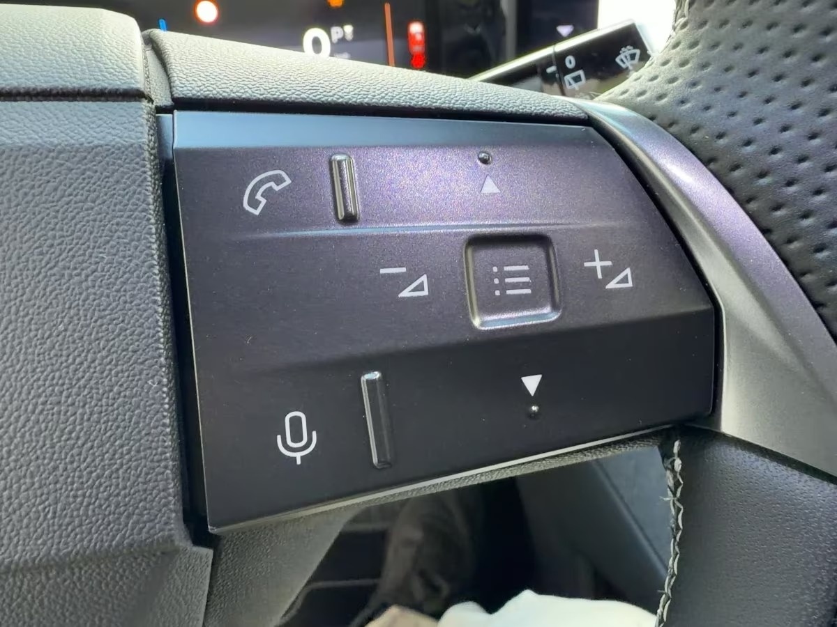 OPEL Grandland-e GS Anhängerkupplung-image-19
