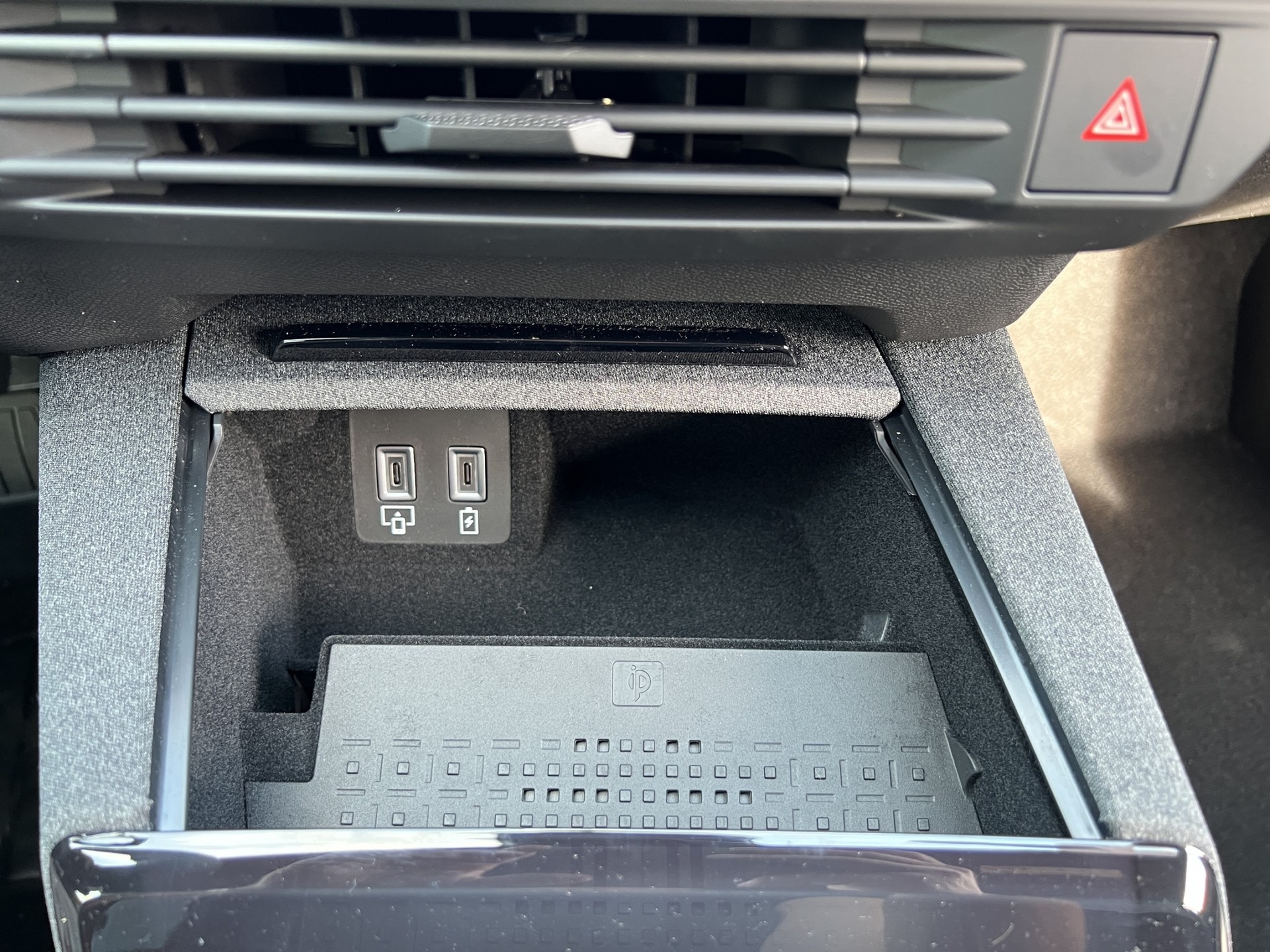 OPEL Grandland-e GS Anhängerkupplung-image-29