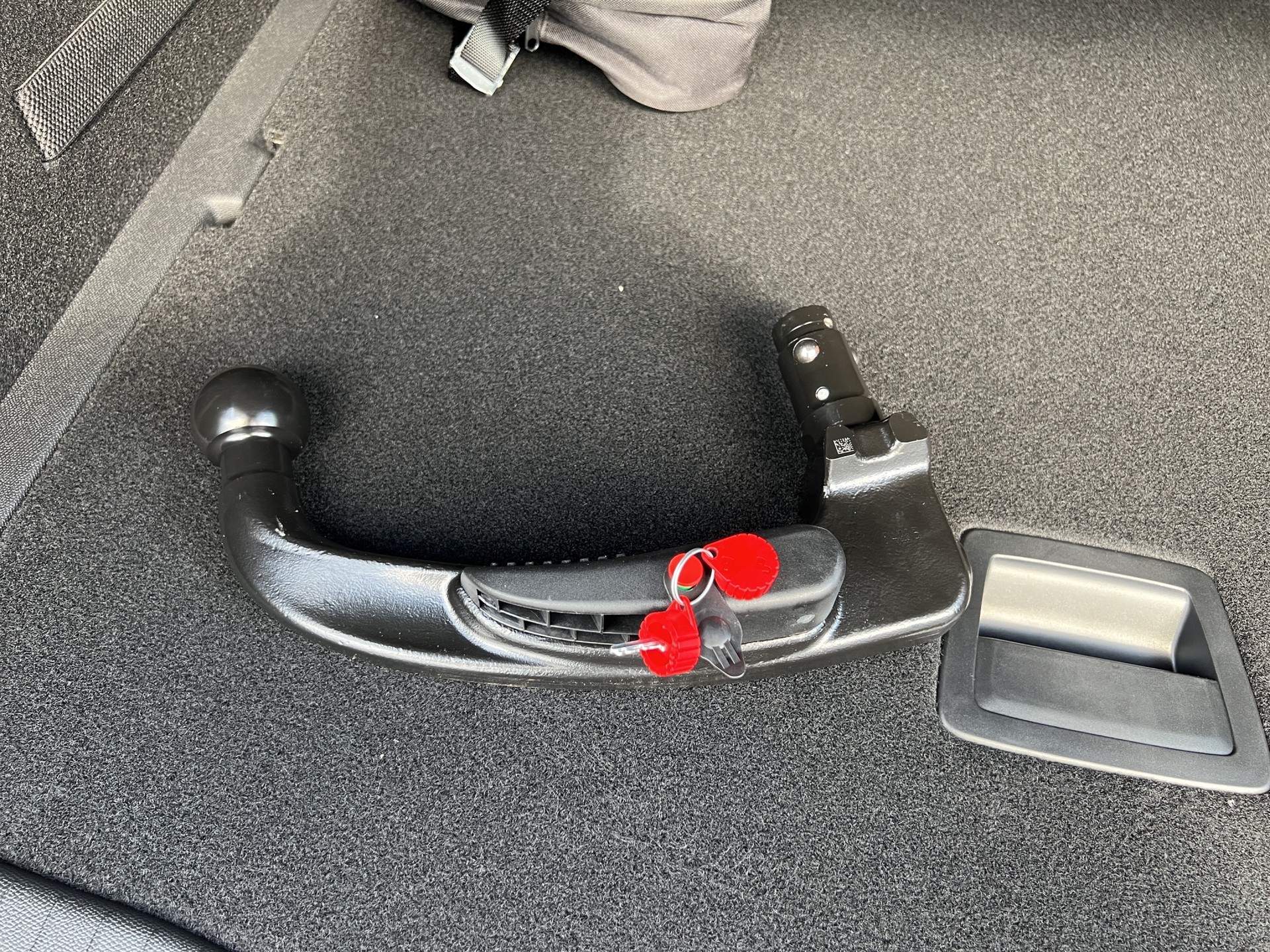 OPEL Grandland-e GS Anhängerkupplung-image-37