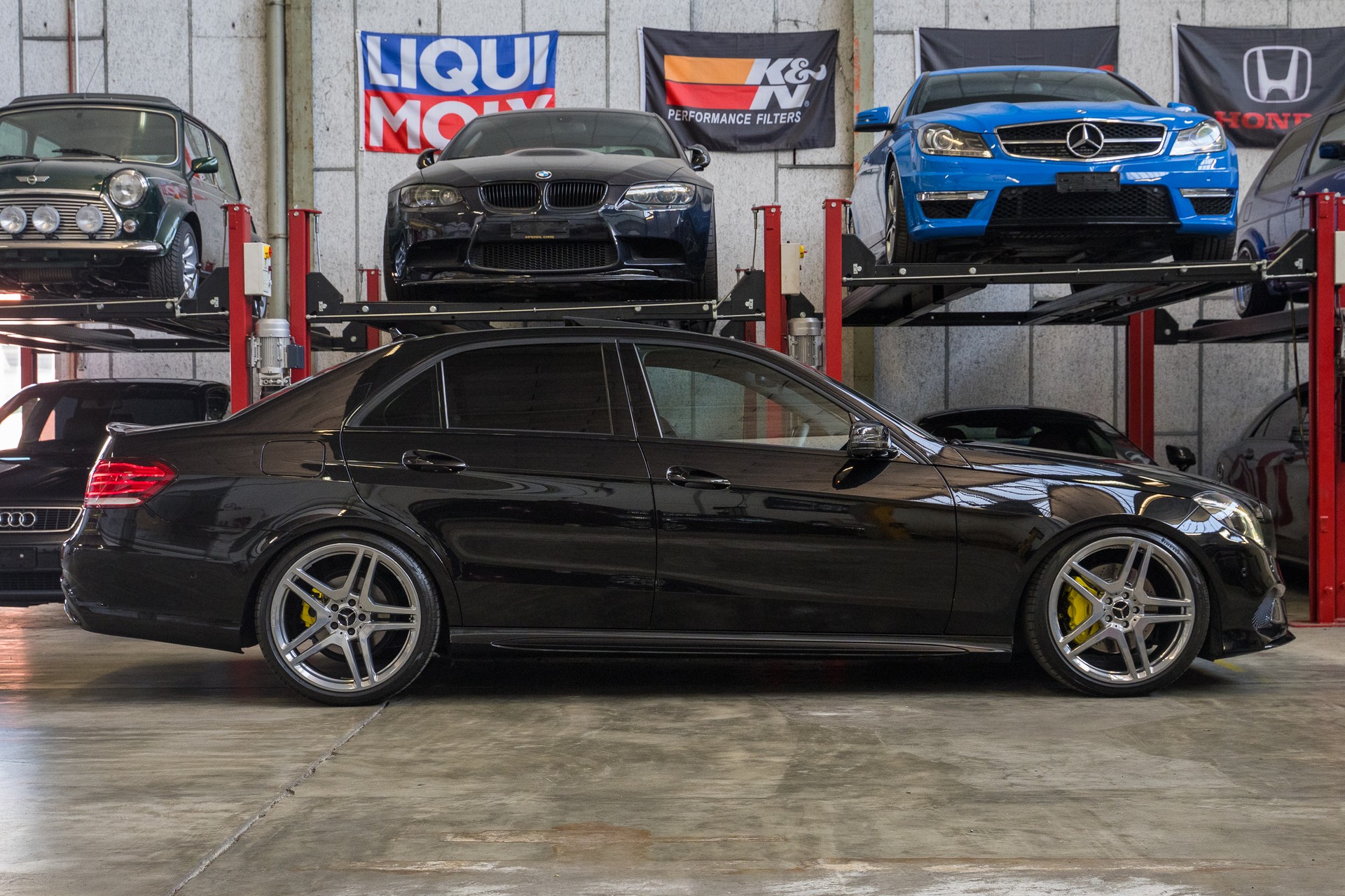MERCEDES-BENZ E 350 BlueTEC Avantgarde 4Matic 7G-Tronic-image-5